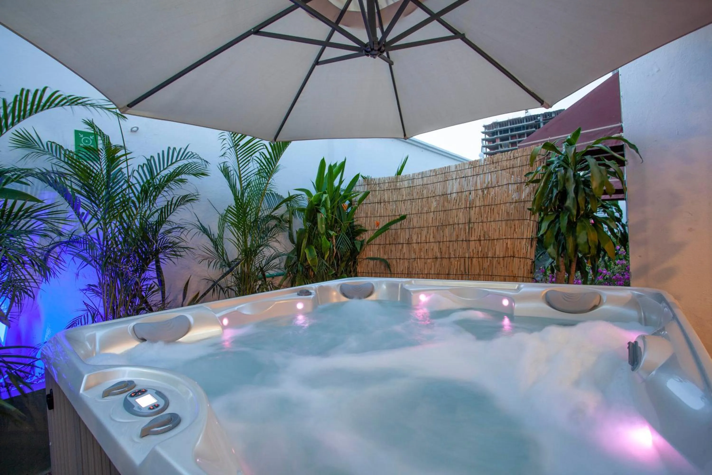 Hot Tub in Mucura Hotel & Spa