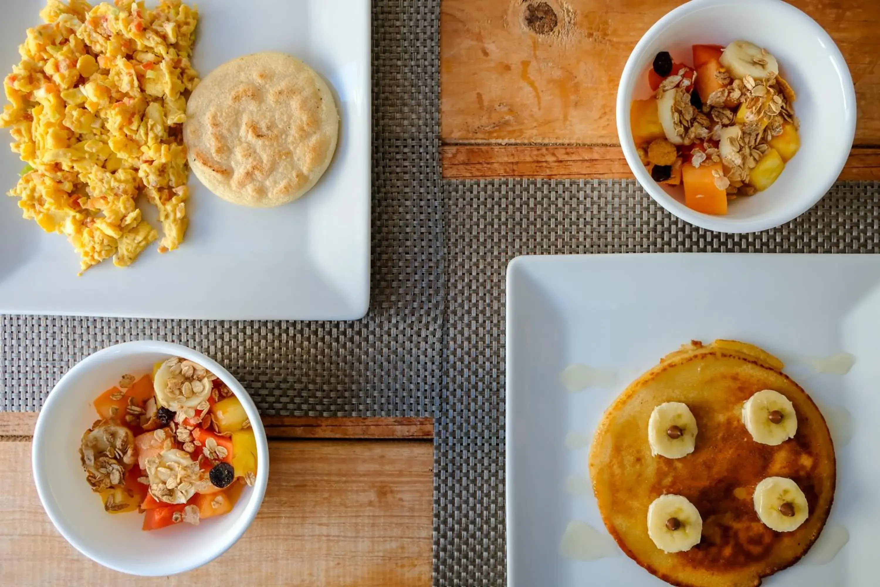 Food and drinks in Mucura Hotel & Spa Food and drinks in Mucura Hotel & Spa