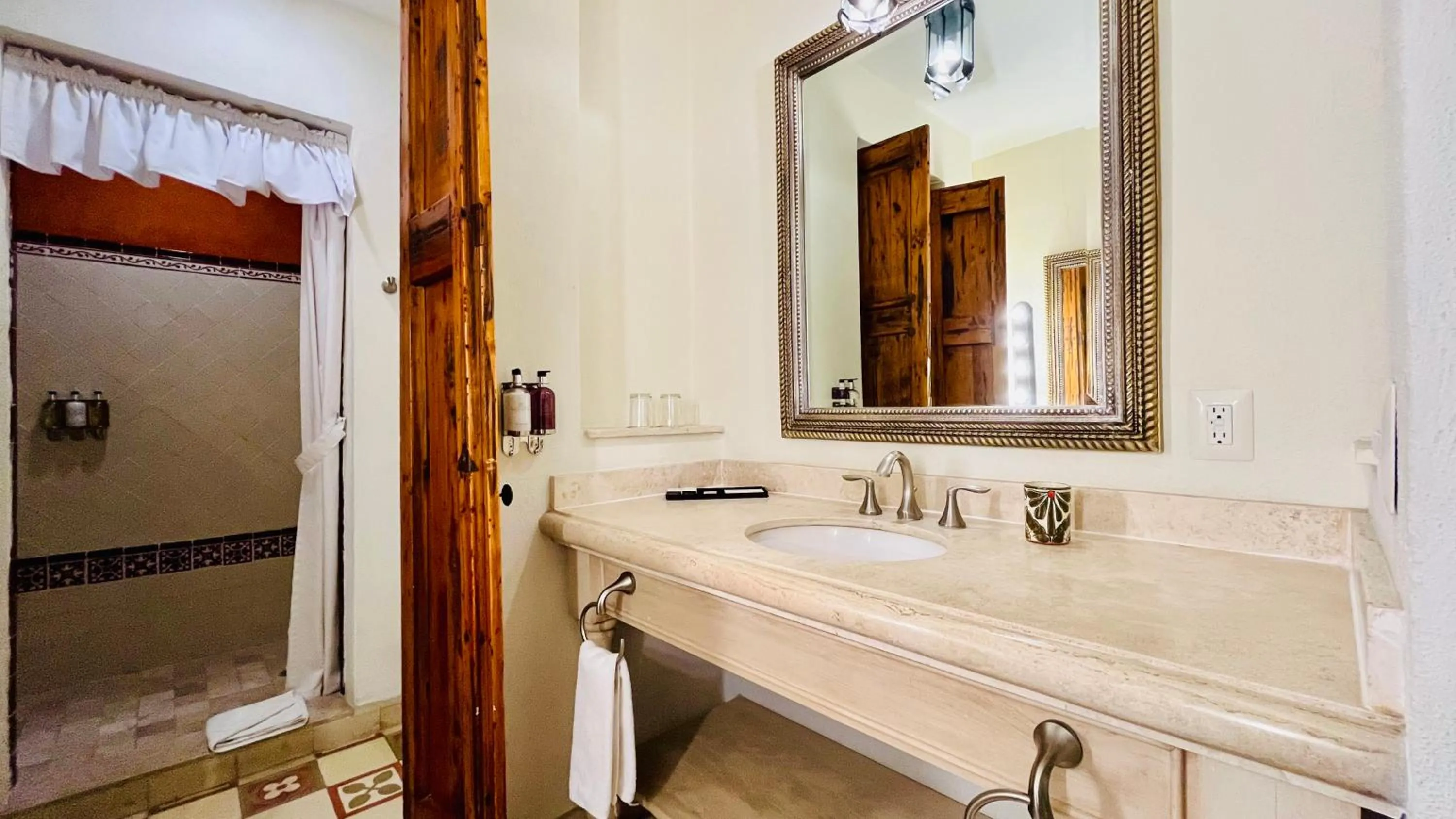 Bathroom in Hotel Casa Primavera Boutique & Spa