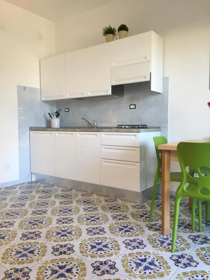 Kitchen or kitchenette in B&B Mediterraneo
