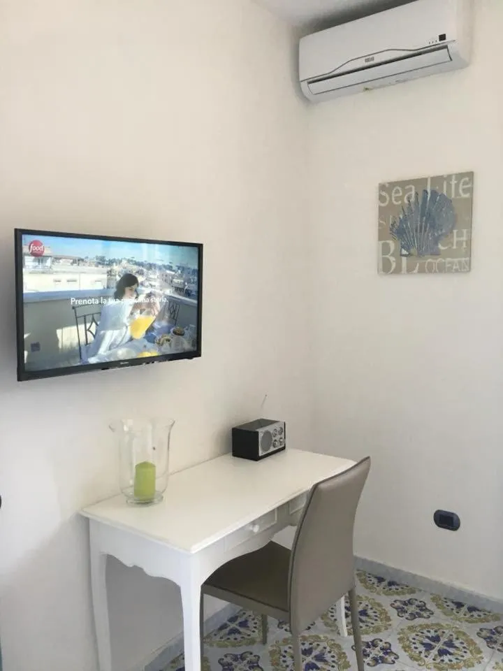 TV and multimedia in B&B Mediterraneo