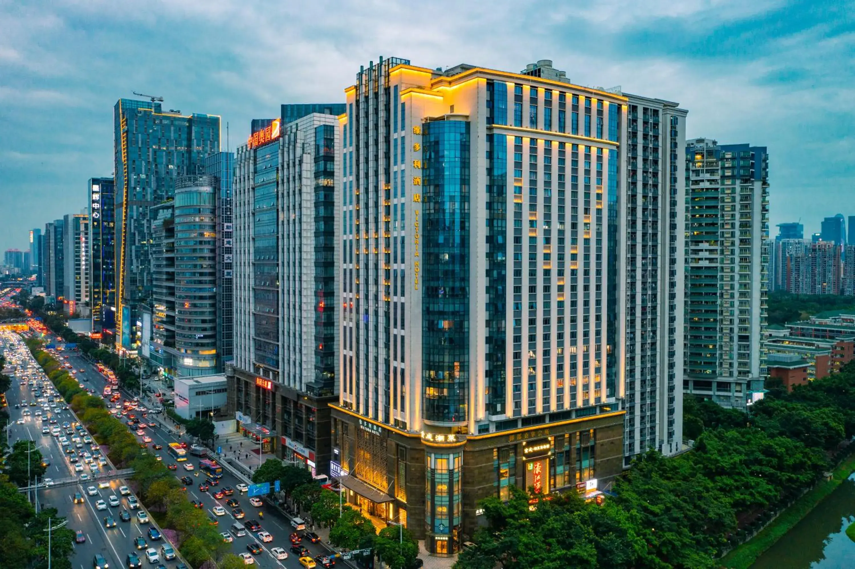 Property building in Victoria Hotel Guangzhou Zhujiang New Town - Free shuttle bus during Canton Fair period Property building in Victoria Hotel Guangzhou Zhujiang New Town - Free shuttle bus during Canton Fair period