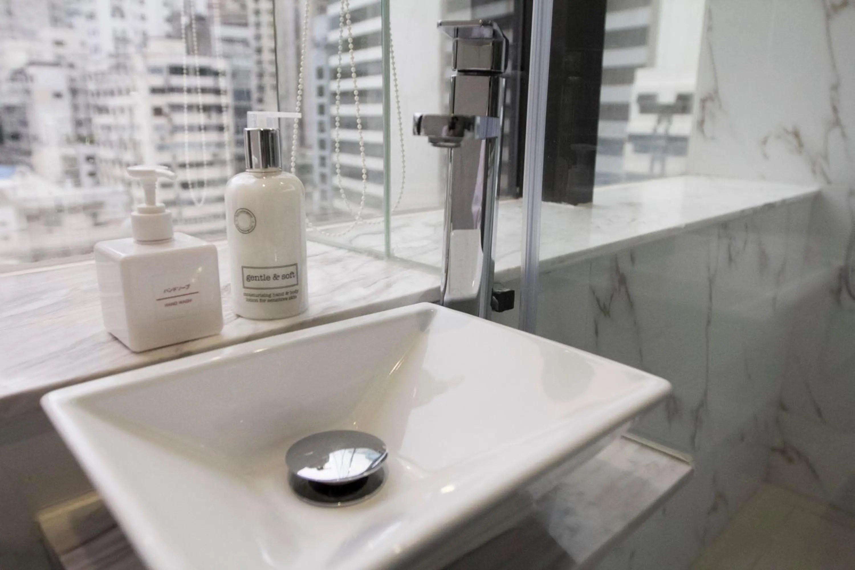 Toilet in Mini Central