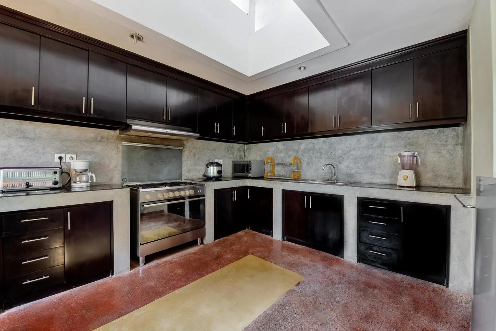 Communal kitchen in Villa Bodhi