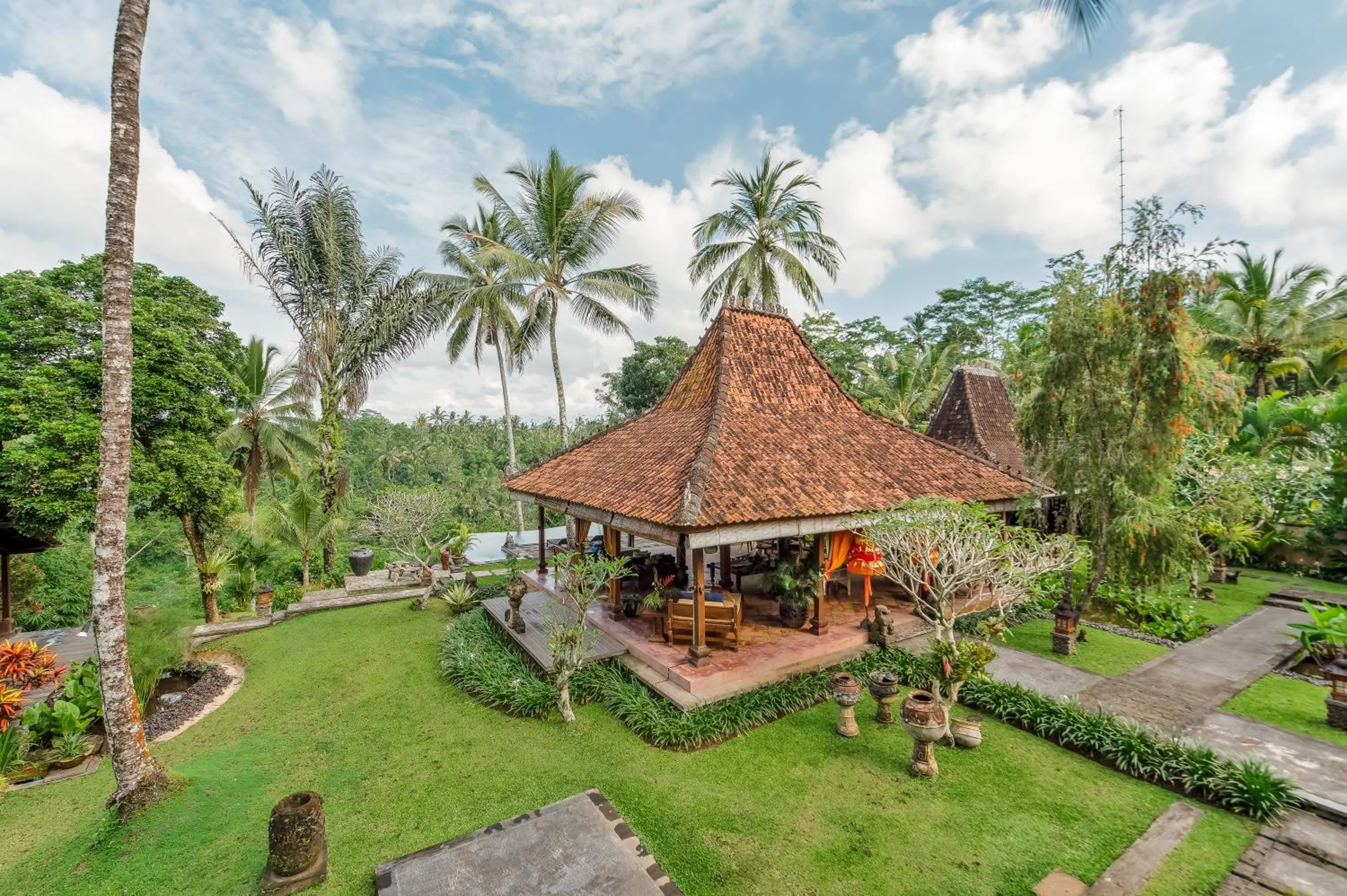 Dining area in Villa Bodhi