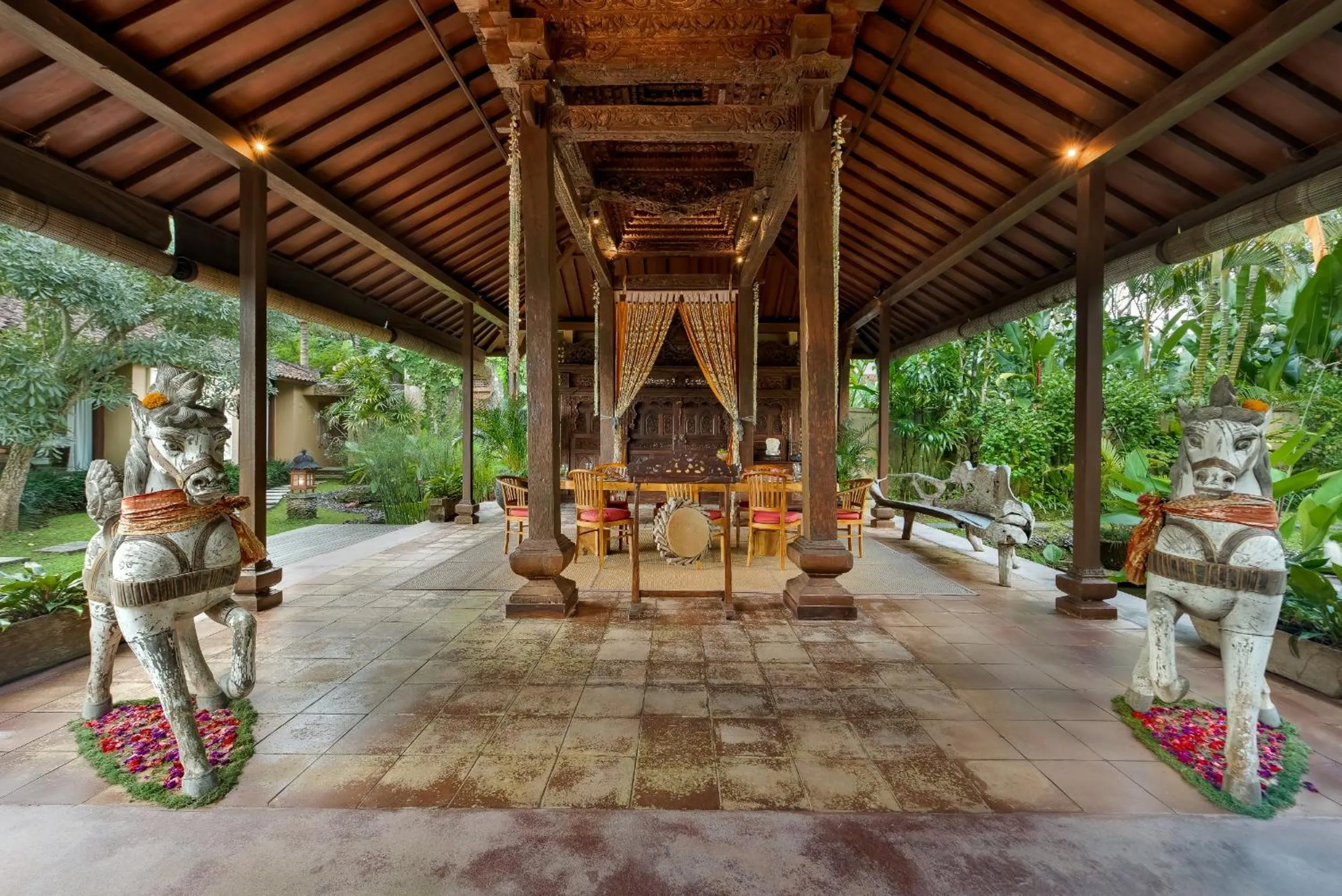 Decorative detail in Villa Bodhi