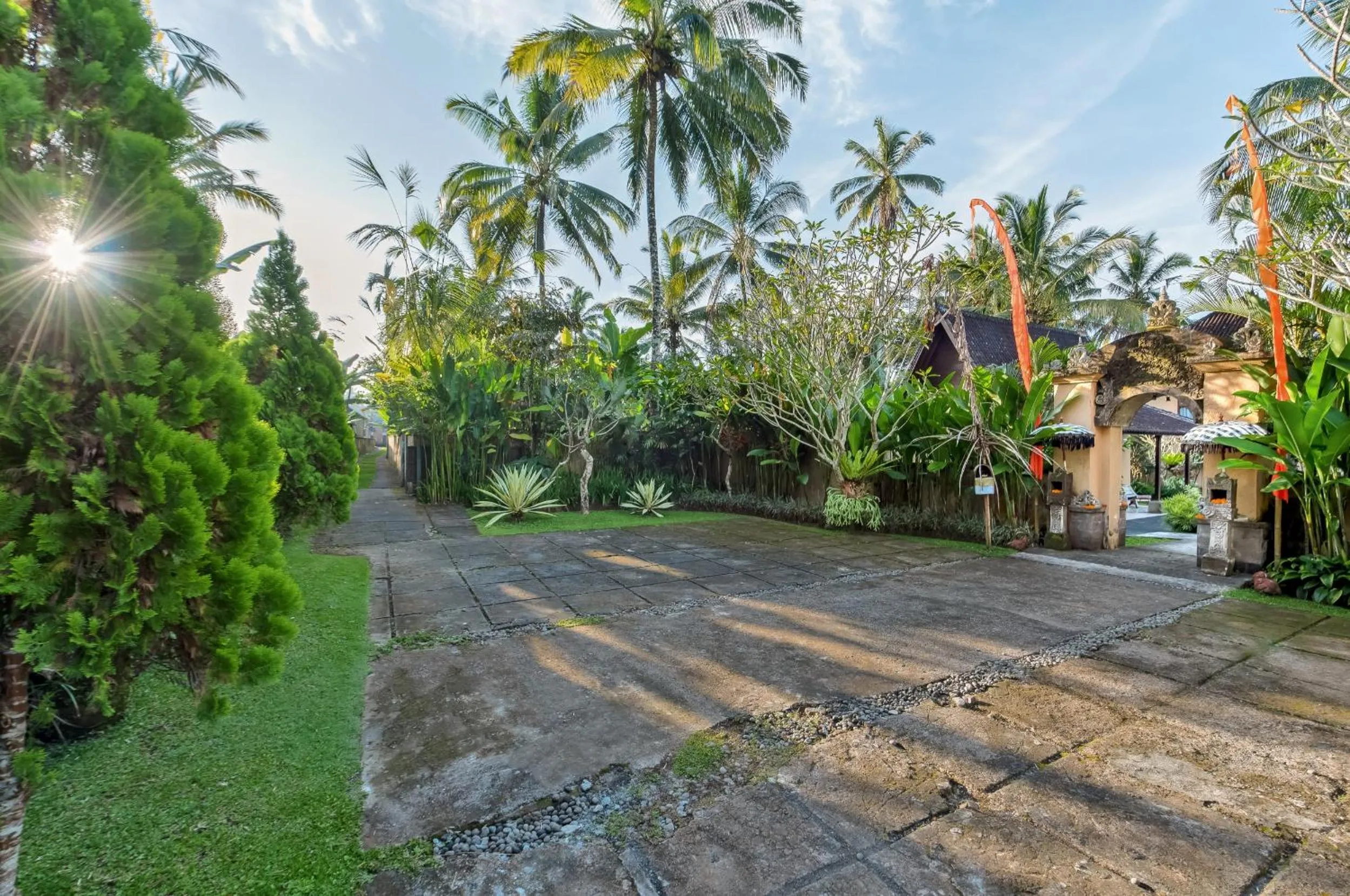 Facade/entrance in Villa Bodhi