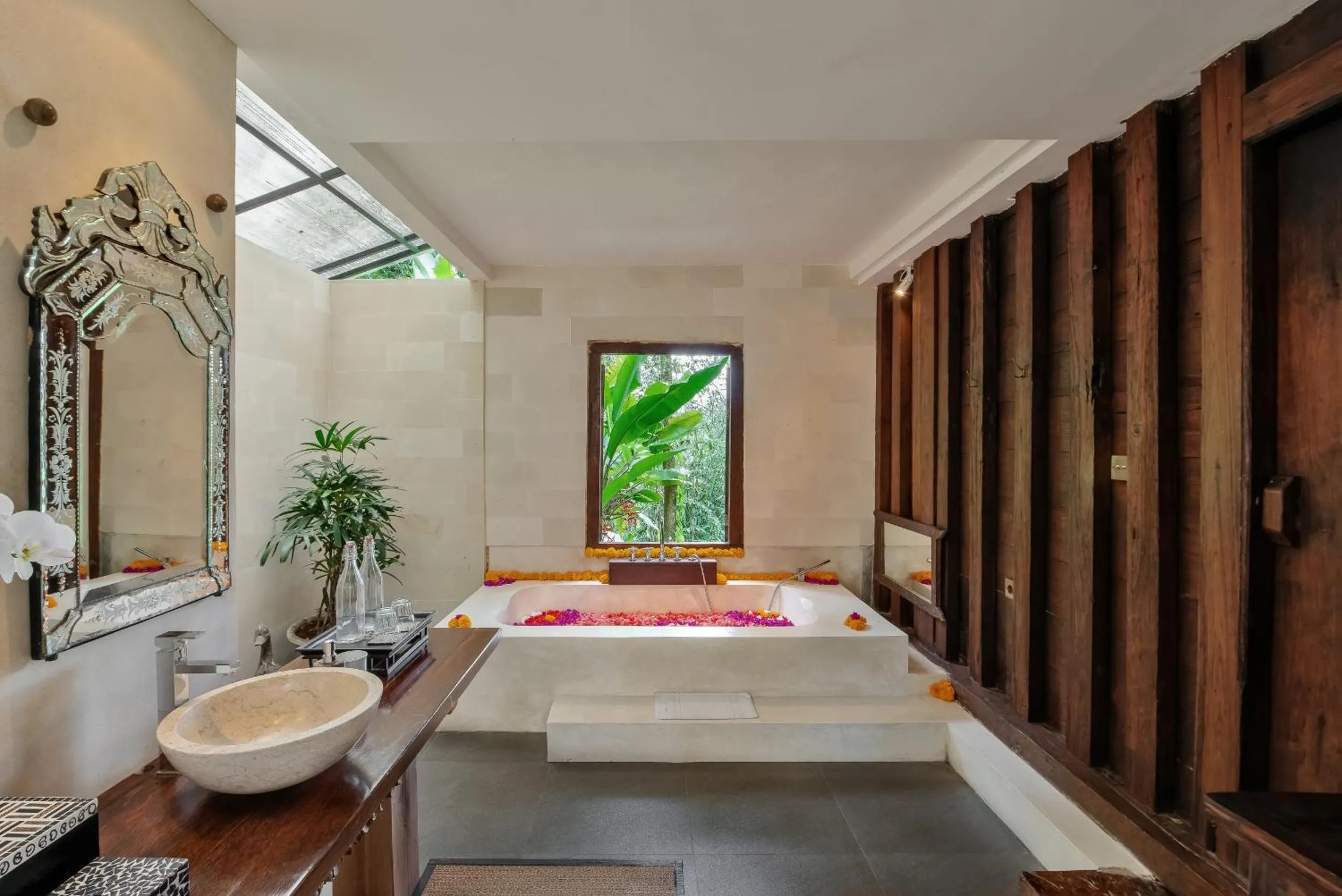 Shower, Bed in Villa Bodhi