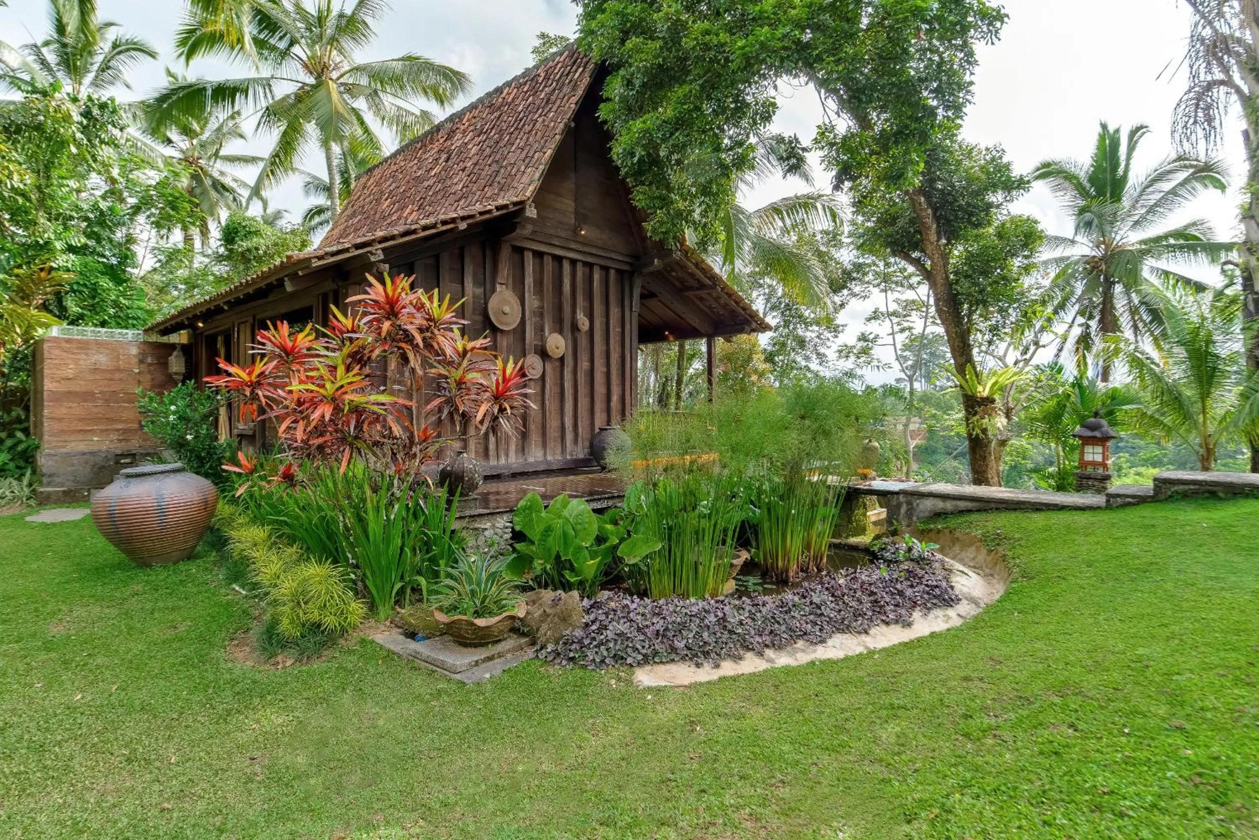 Property building in Villa Bodhi