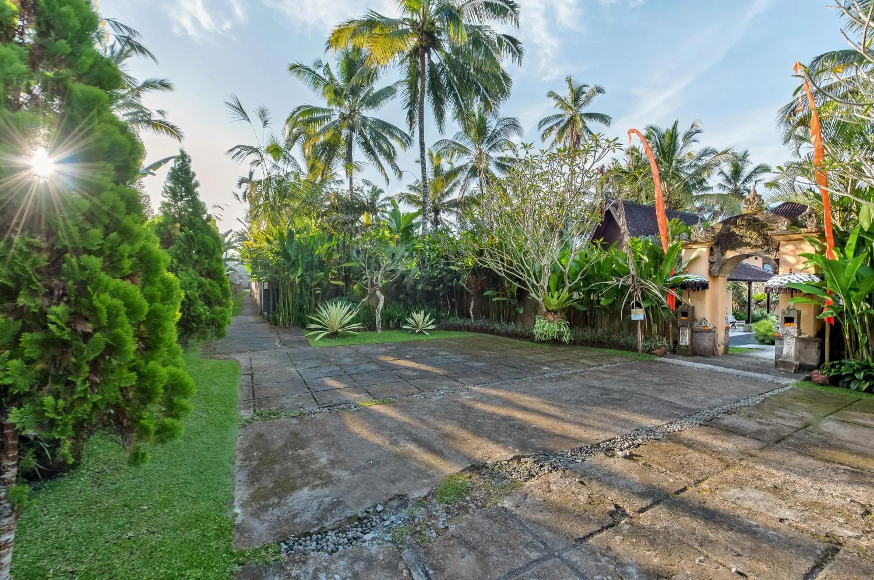 Facade/entrance in Villa Bodhi