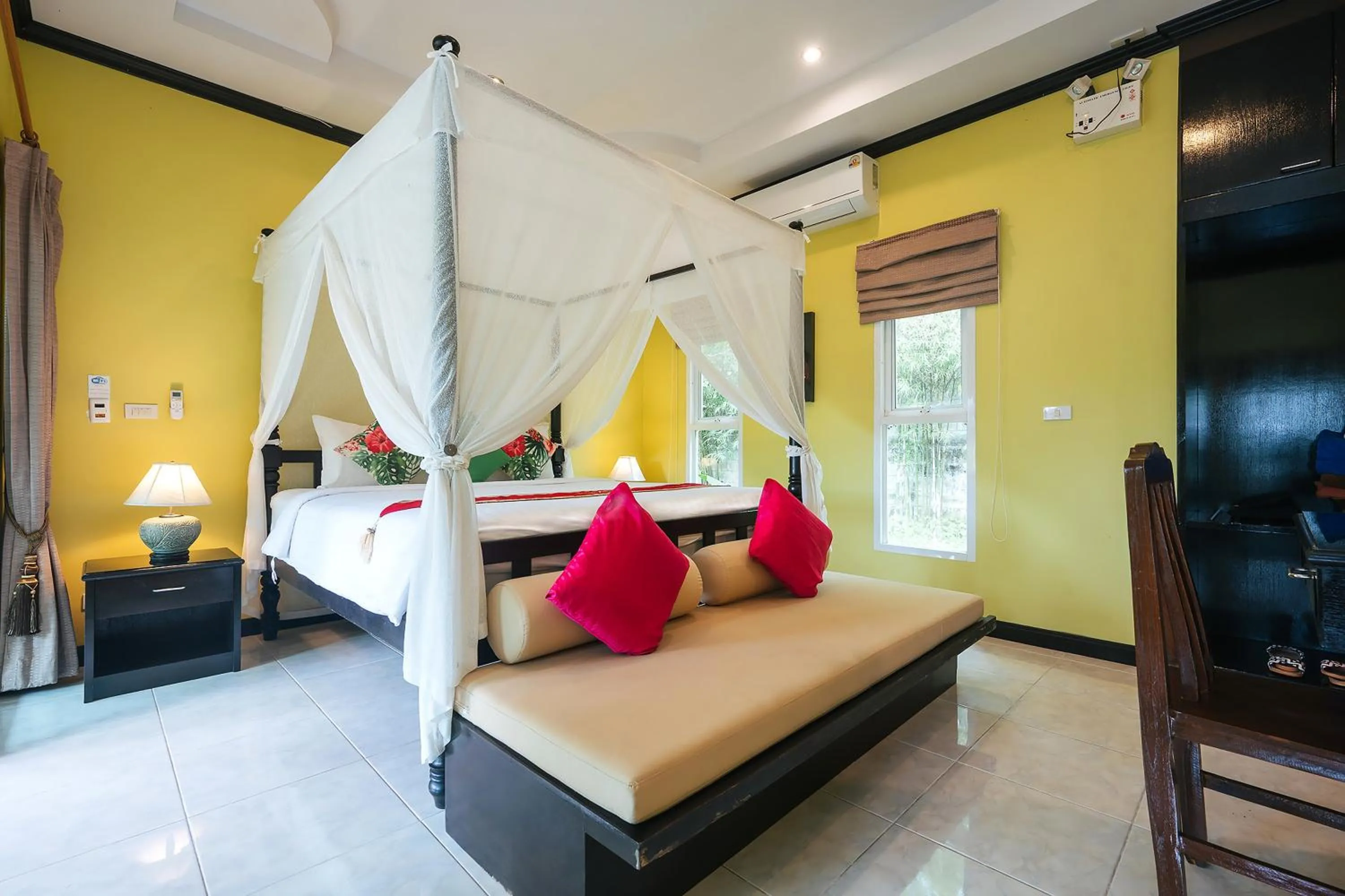 Bedroom, Bed in Thai Modern Resort & Spa "Newly Renovated"