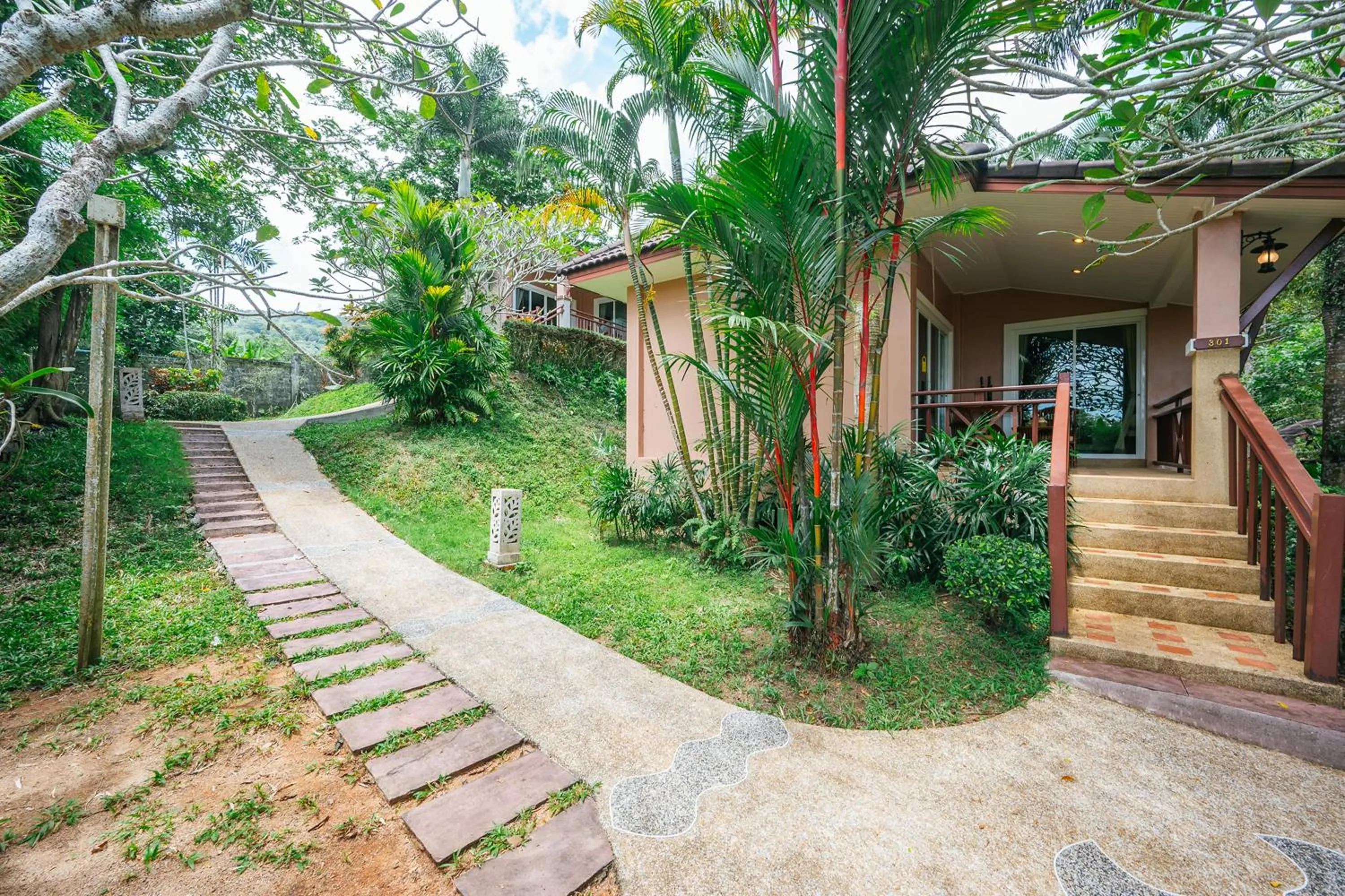 Area and facilities in Thai Modern Resort & Spa "Newly Renovated"