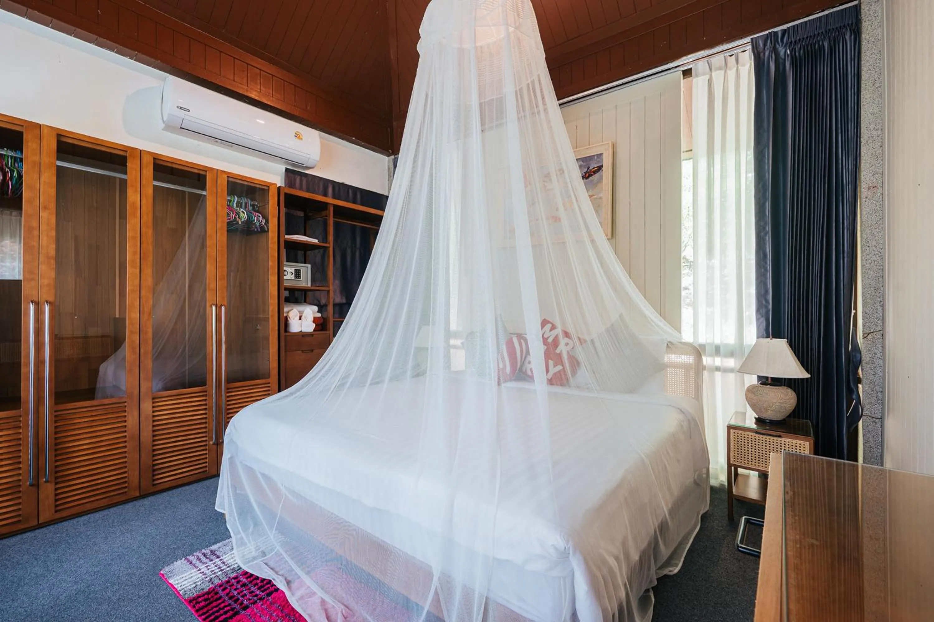 Bedroom, Bed in Thai Modern Resort & Spa "Newly Renovated"