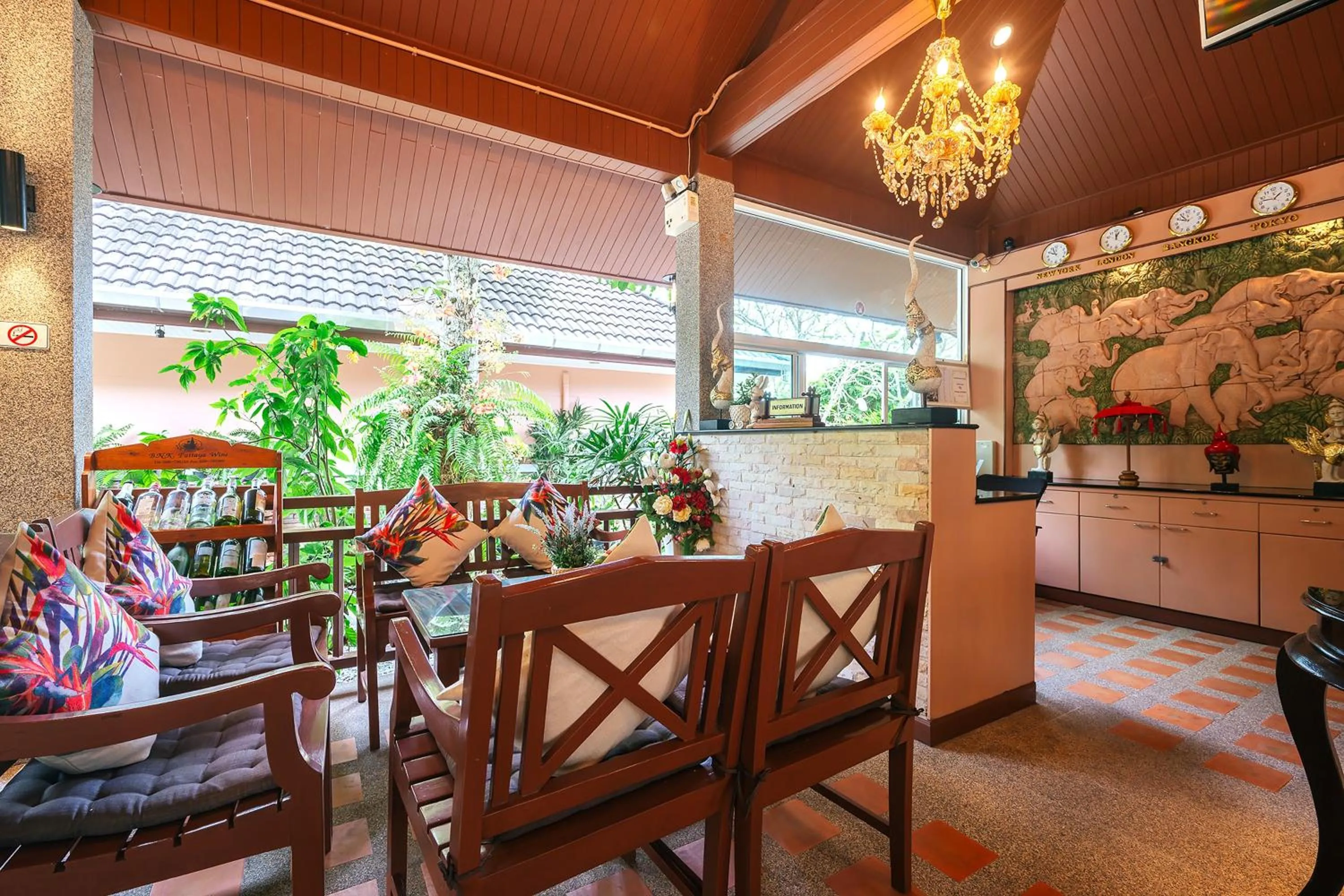 Lobby or reception in Thai Modern Resort & Spa "Newly Renovated"