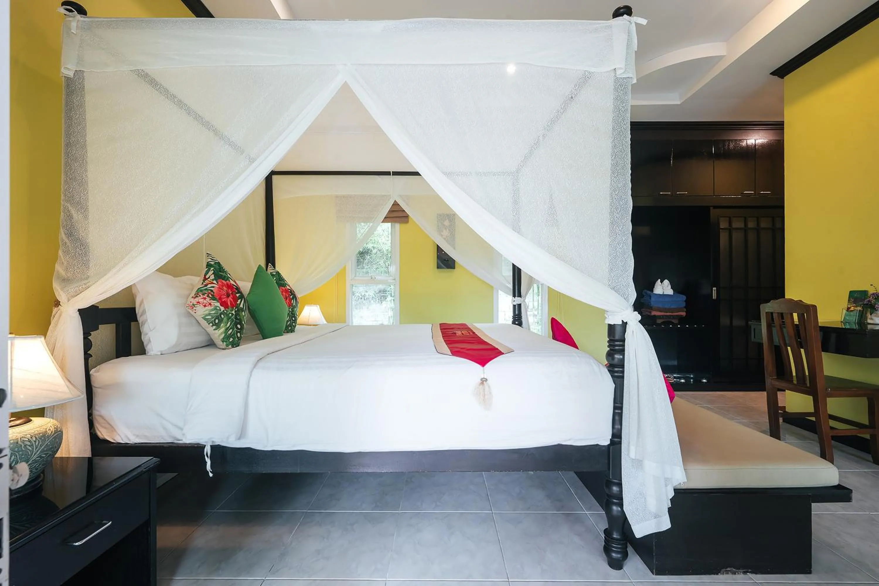 Bed in Thai Modern Resort & Spa "Newly Renovated"