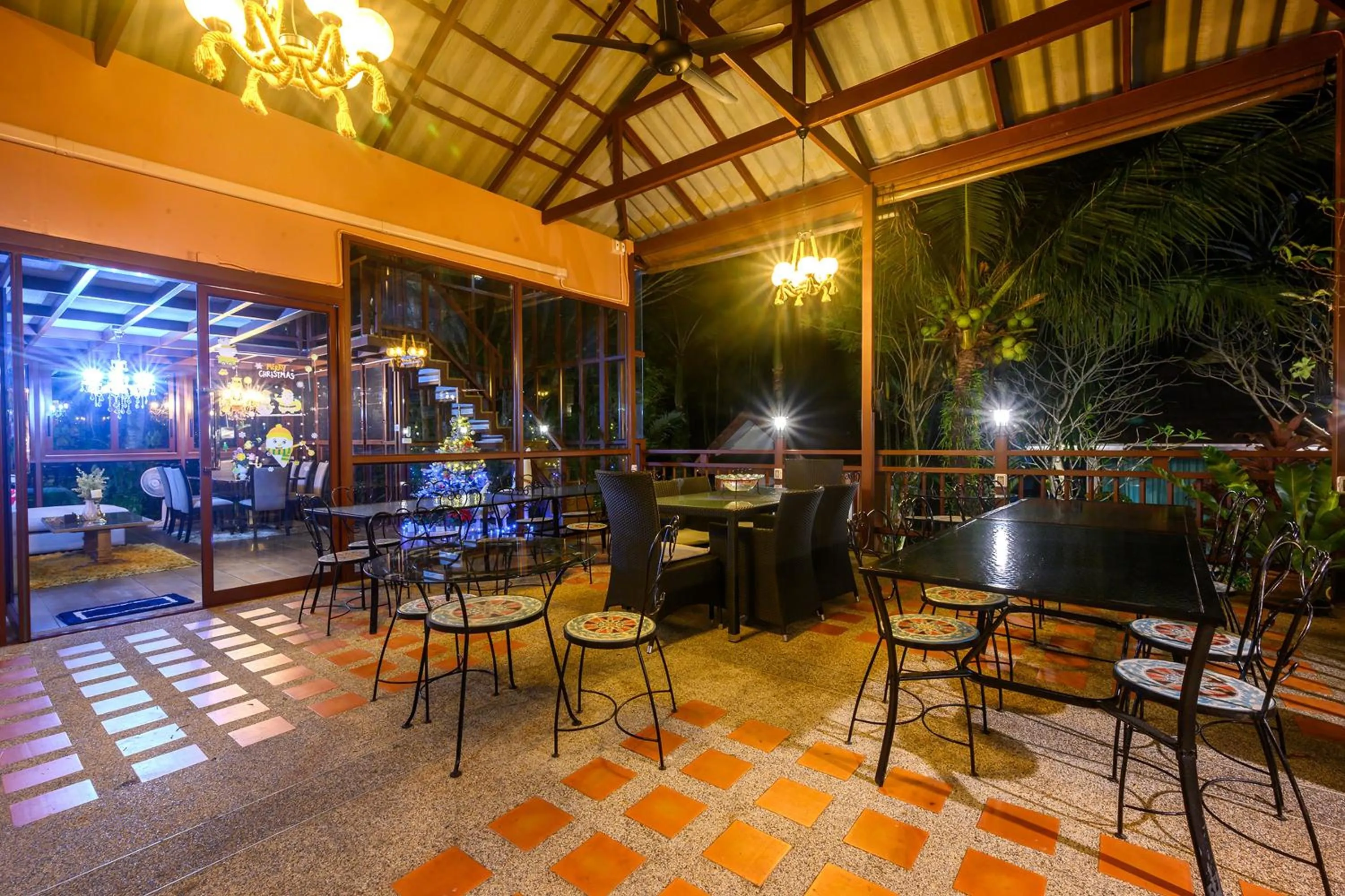 Area and facilities in Thai Modern Resort & Spa "Newly Renovated"