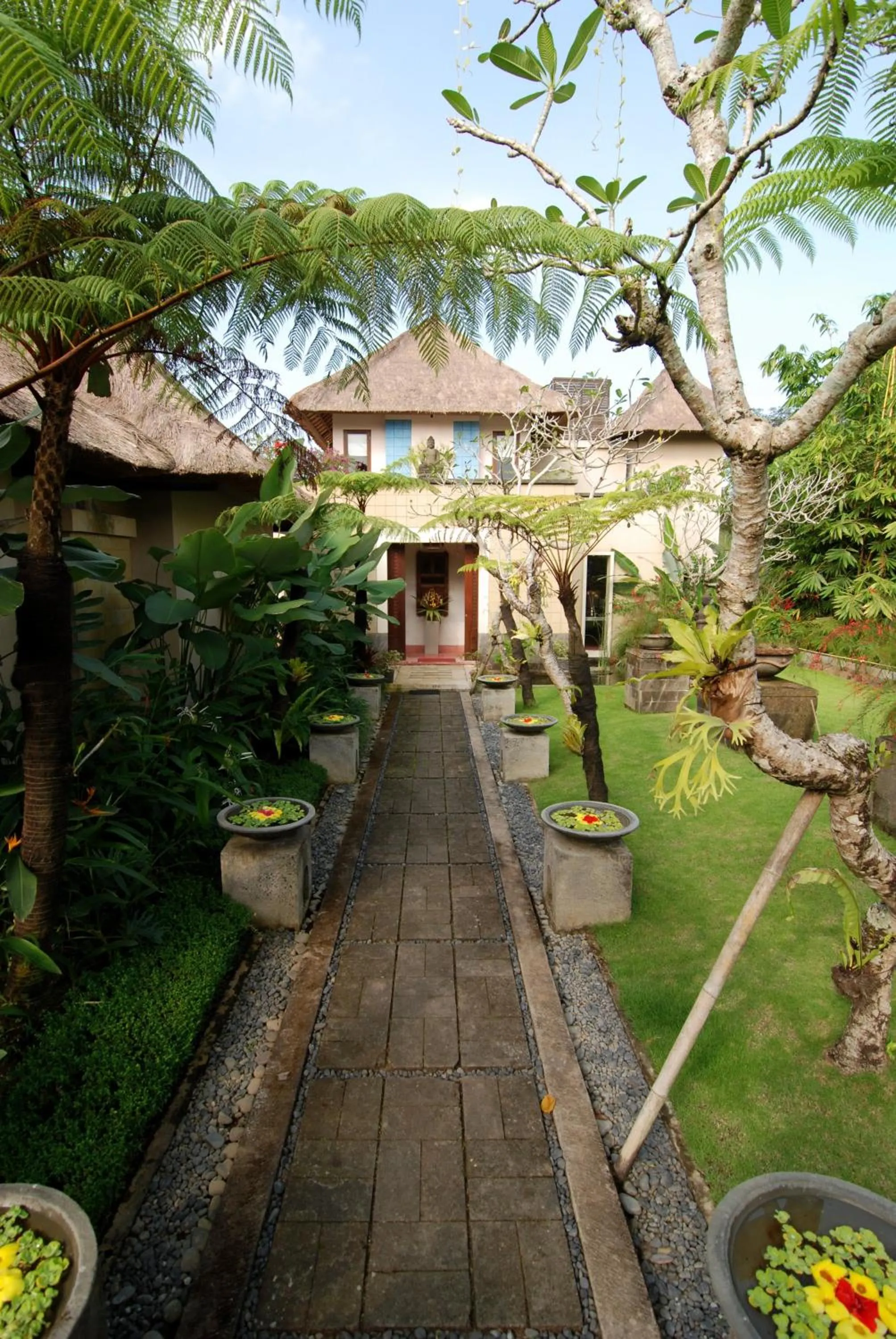 Property building in Villa Sebali