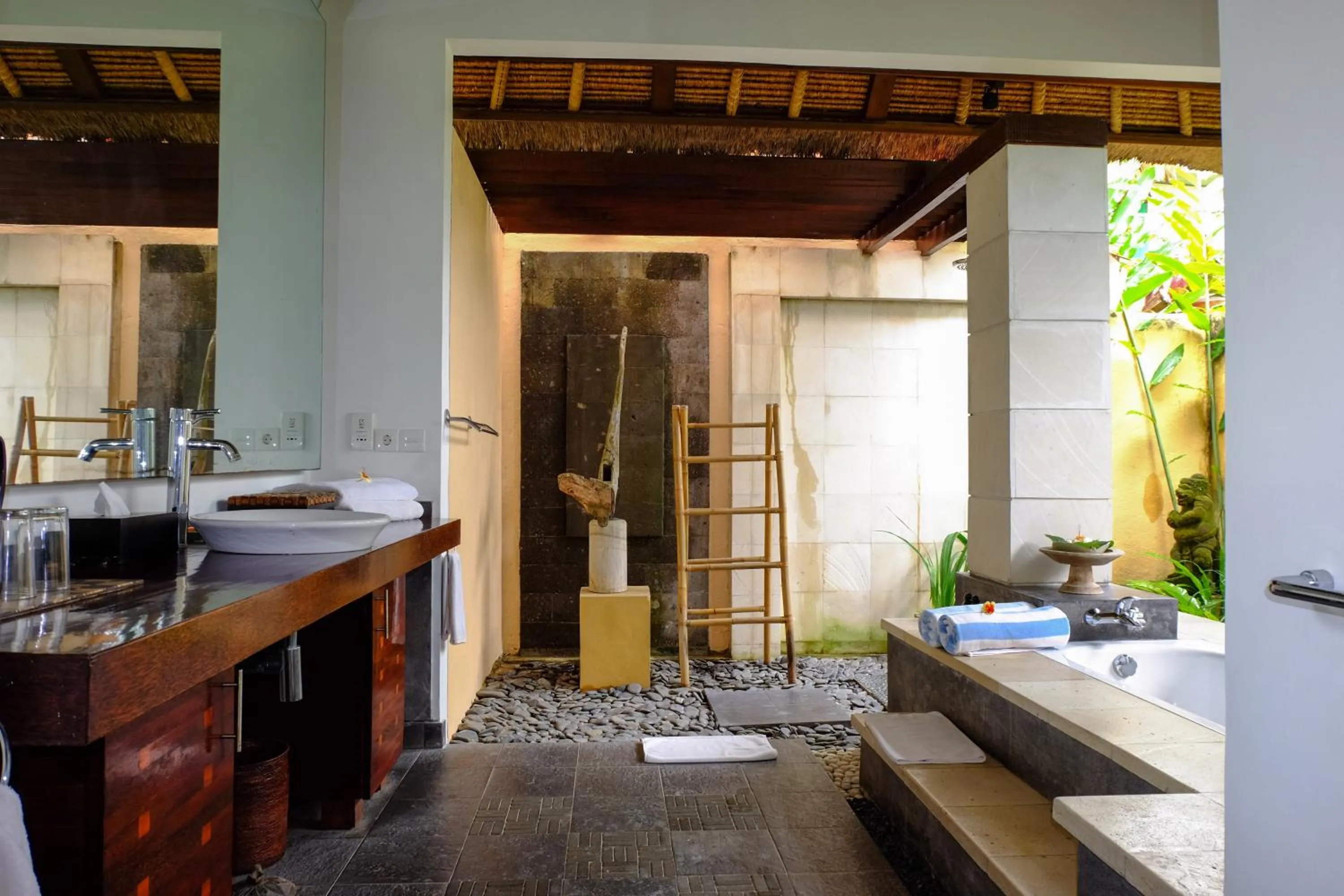 Shower in Villa Sebali