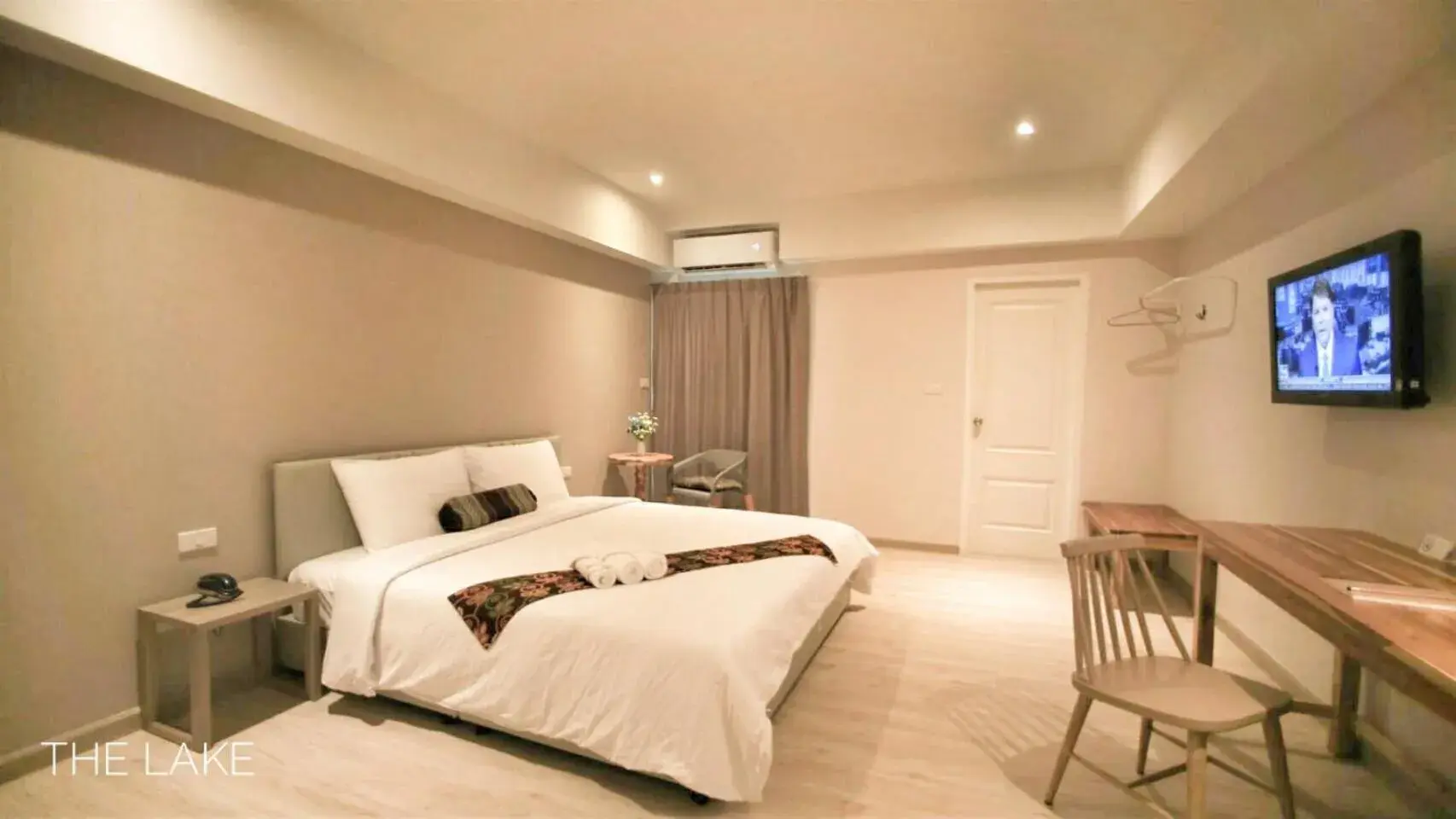 Bed in The Lake Udon Bed in The Lake Udon