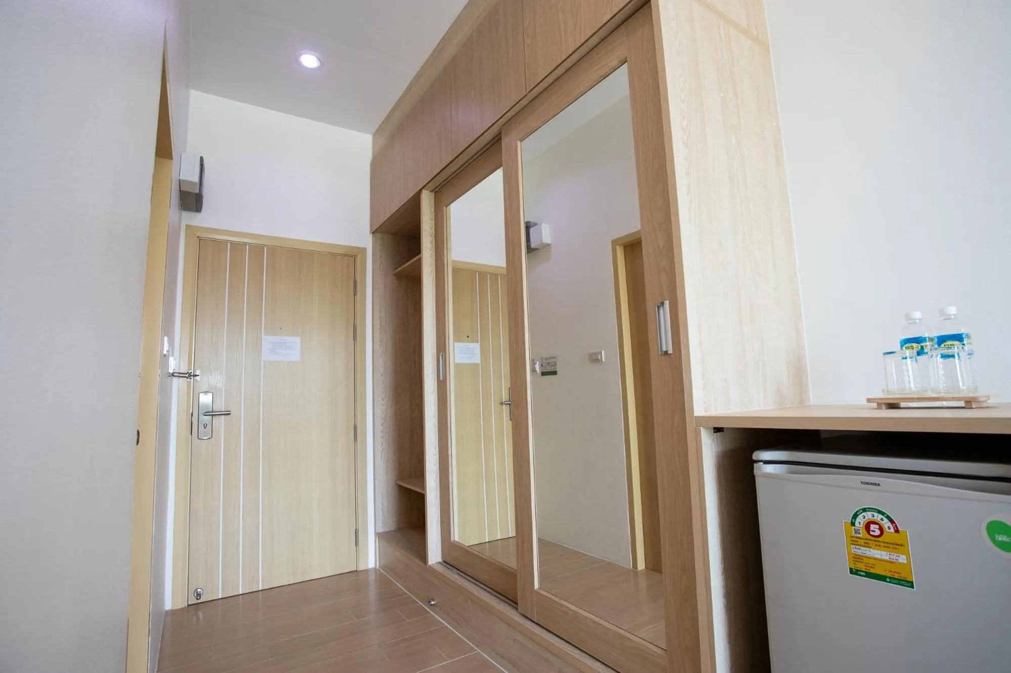 wardrobe in O2 Hotel Lopburi