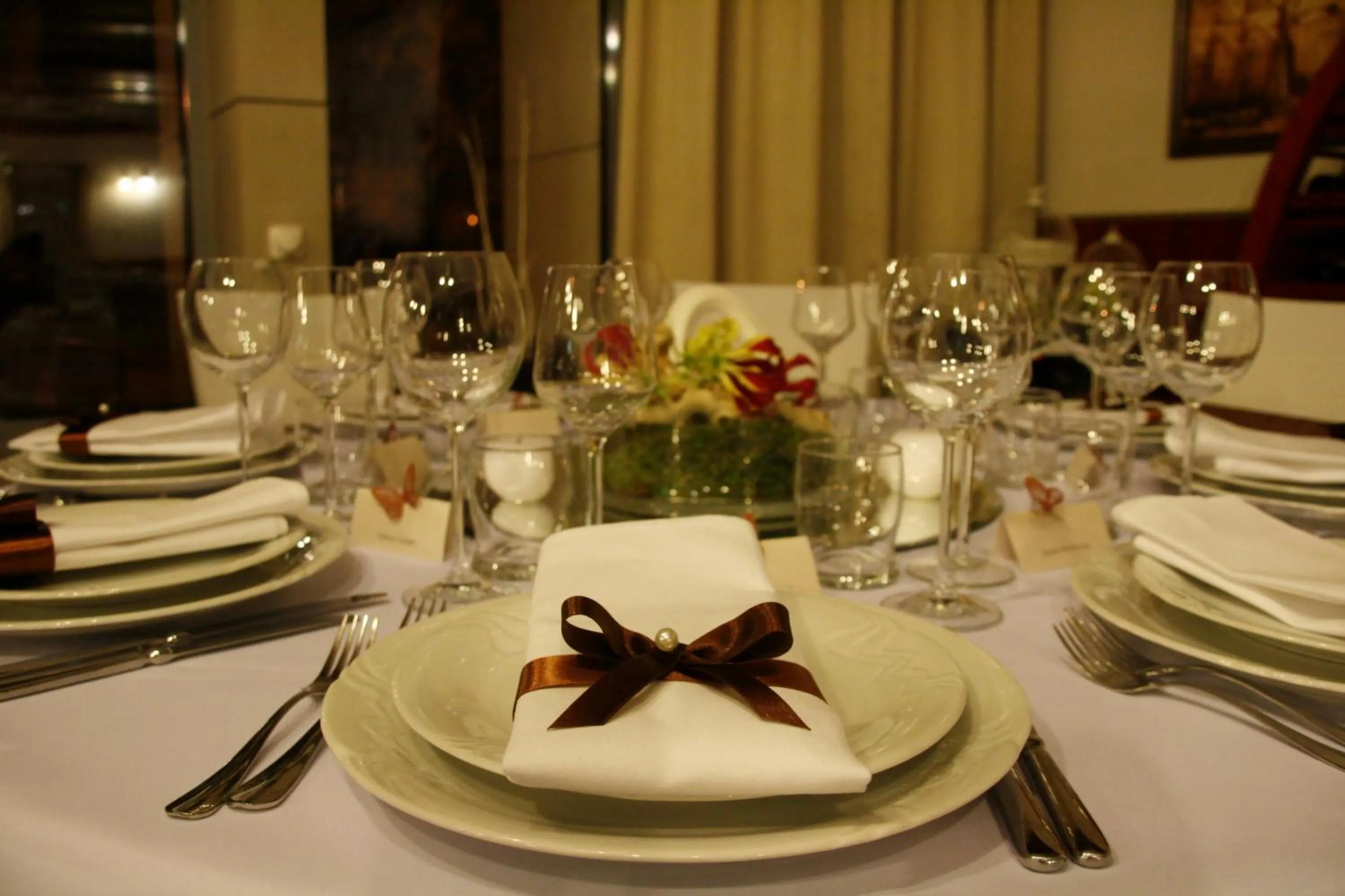 Restaurant/places to eat in Hotel Admirał