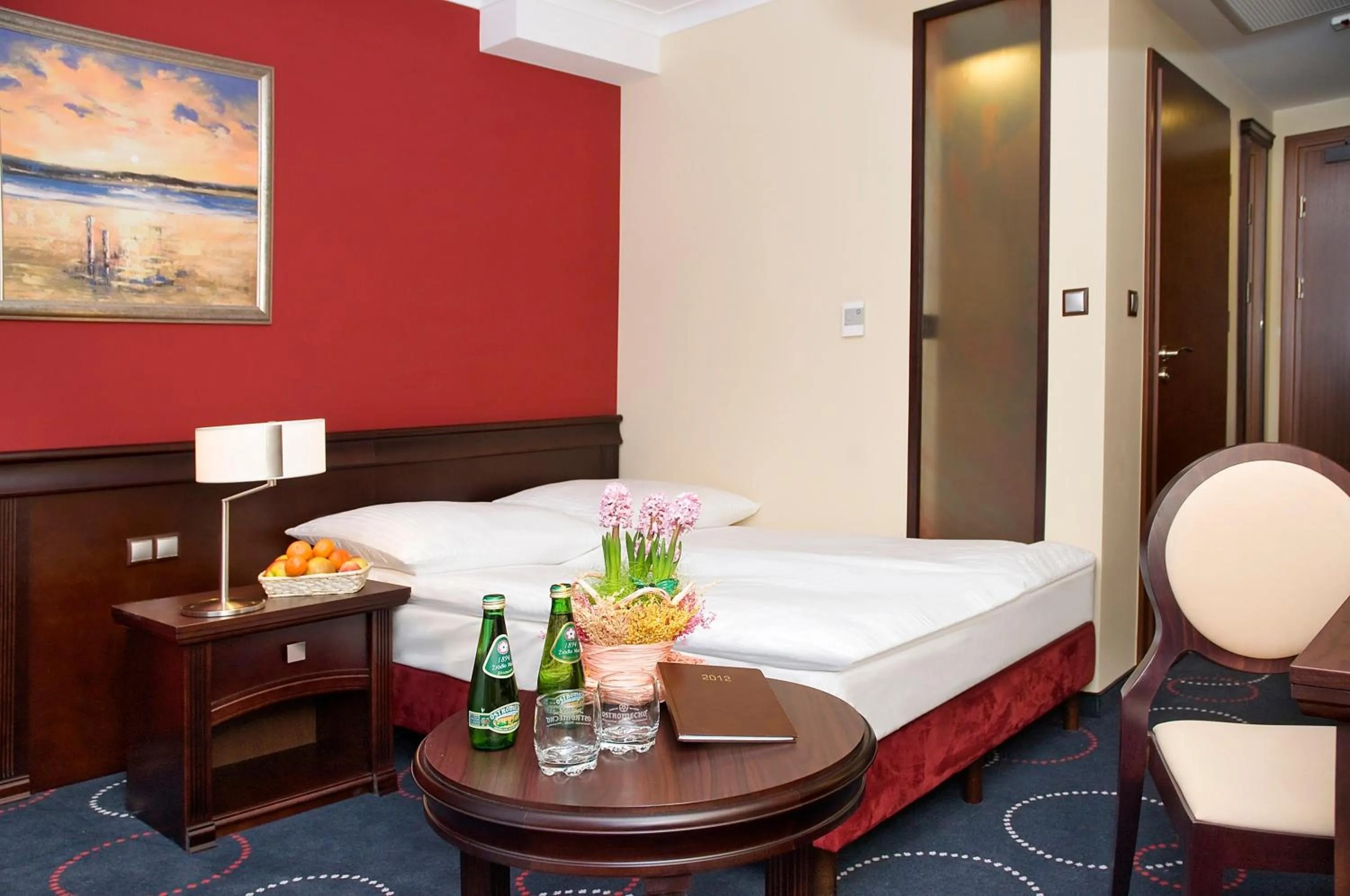 Bed in Hotel Admirał