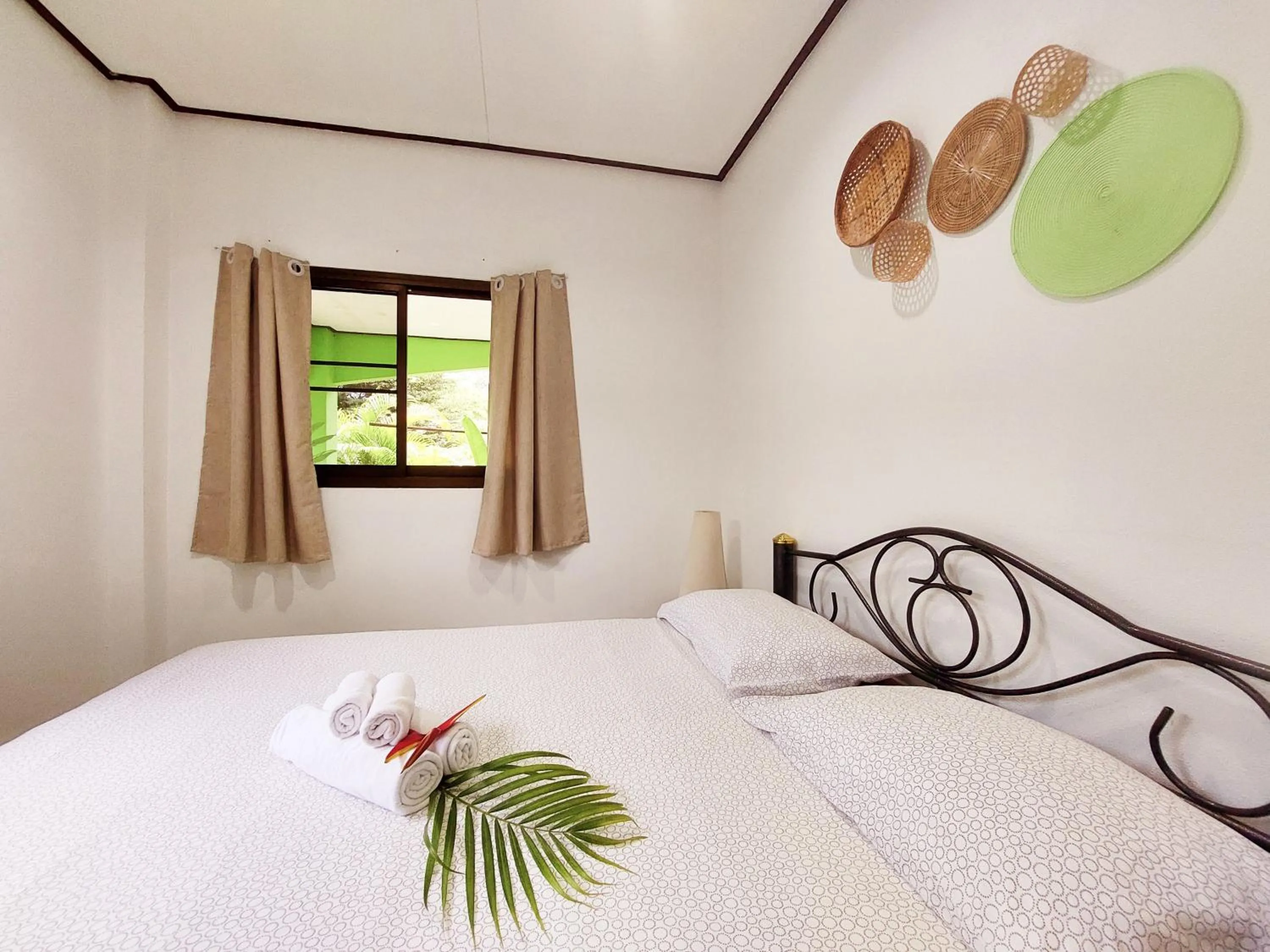 Bedroom, Bed in Papaya Cottage Koh Chang