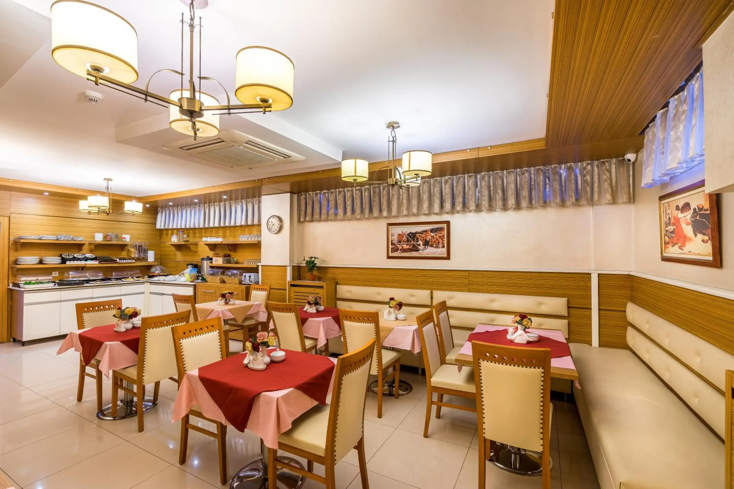 Restaurant/places to eat in My Rose Hotel Restaurant/places to eat in My Rose Hotel