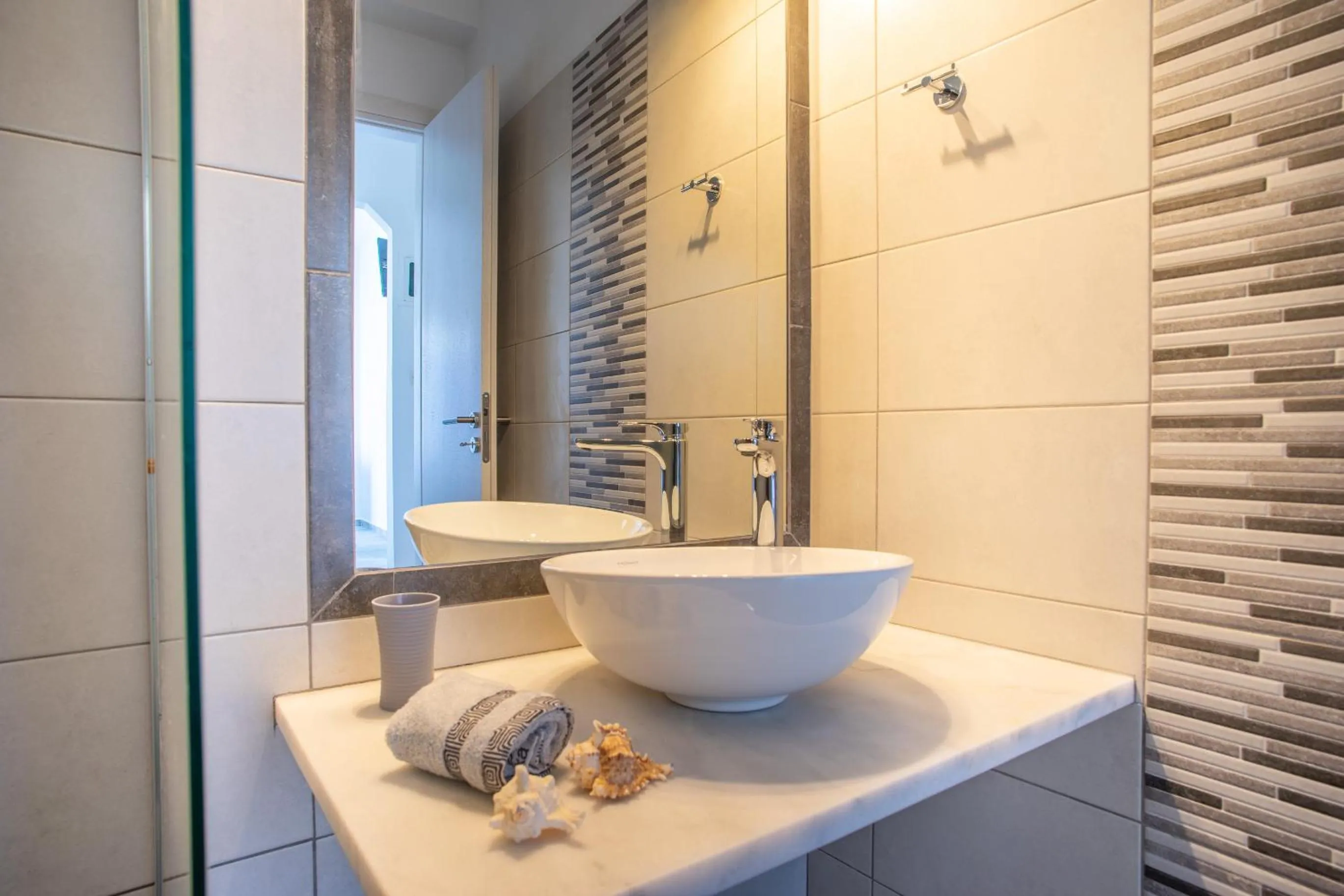 Bathroom in Marioly Studios