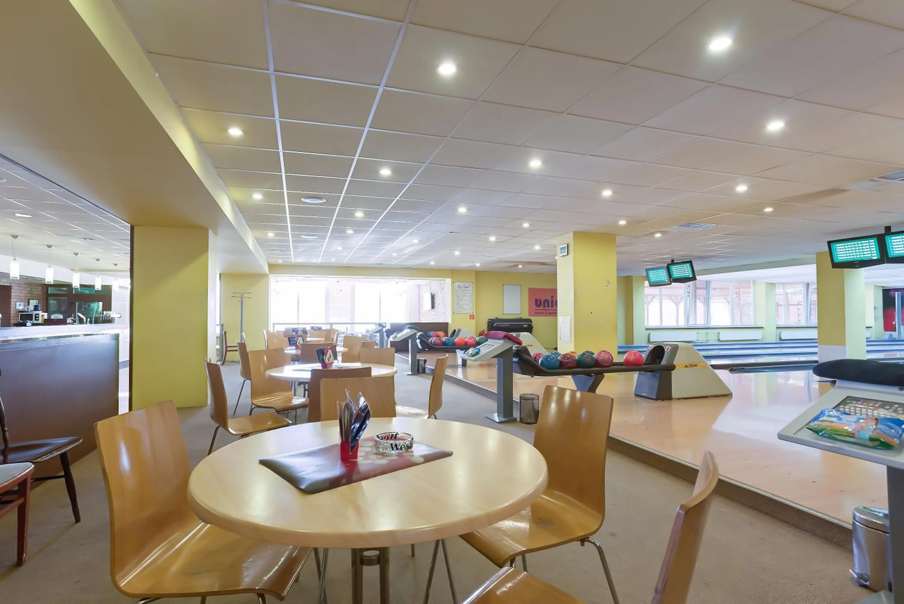 Bowling in Hotel Lineas