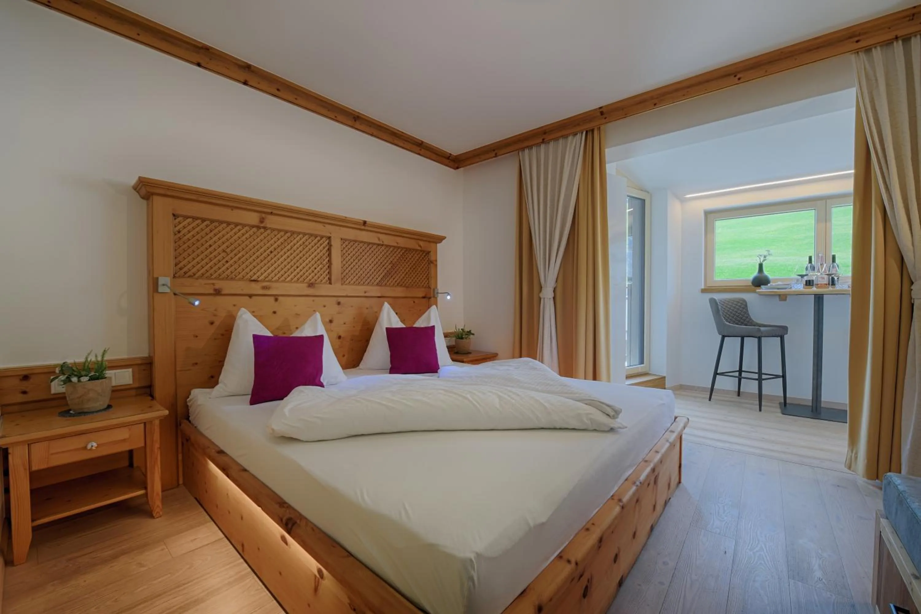 View (from property/room), Bed in Hotel und Alpen Apartments - Bürglhöh