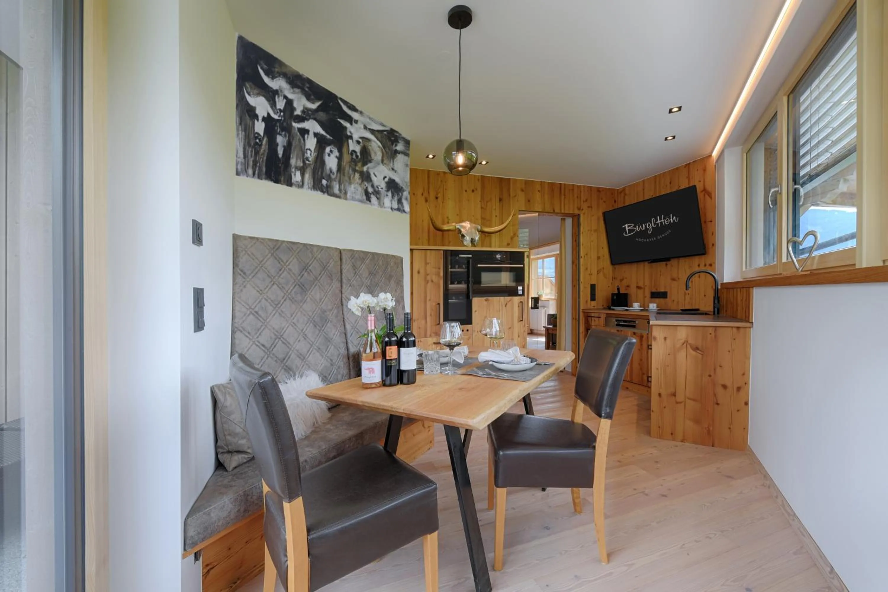 TV and multimedia in Hotel und Alpen Apartments - Bürglhöh