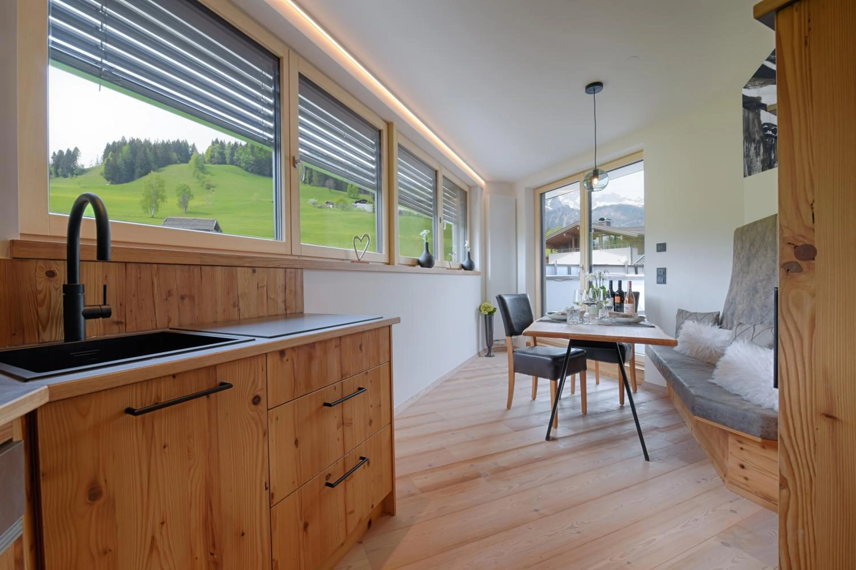 Dining area in Hotel und Alpen Apartments - Bürglhöh