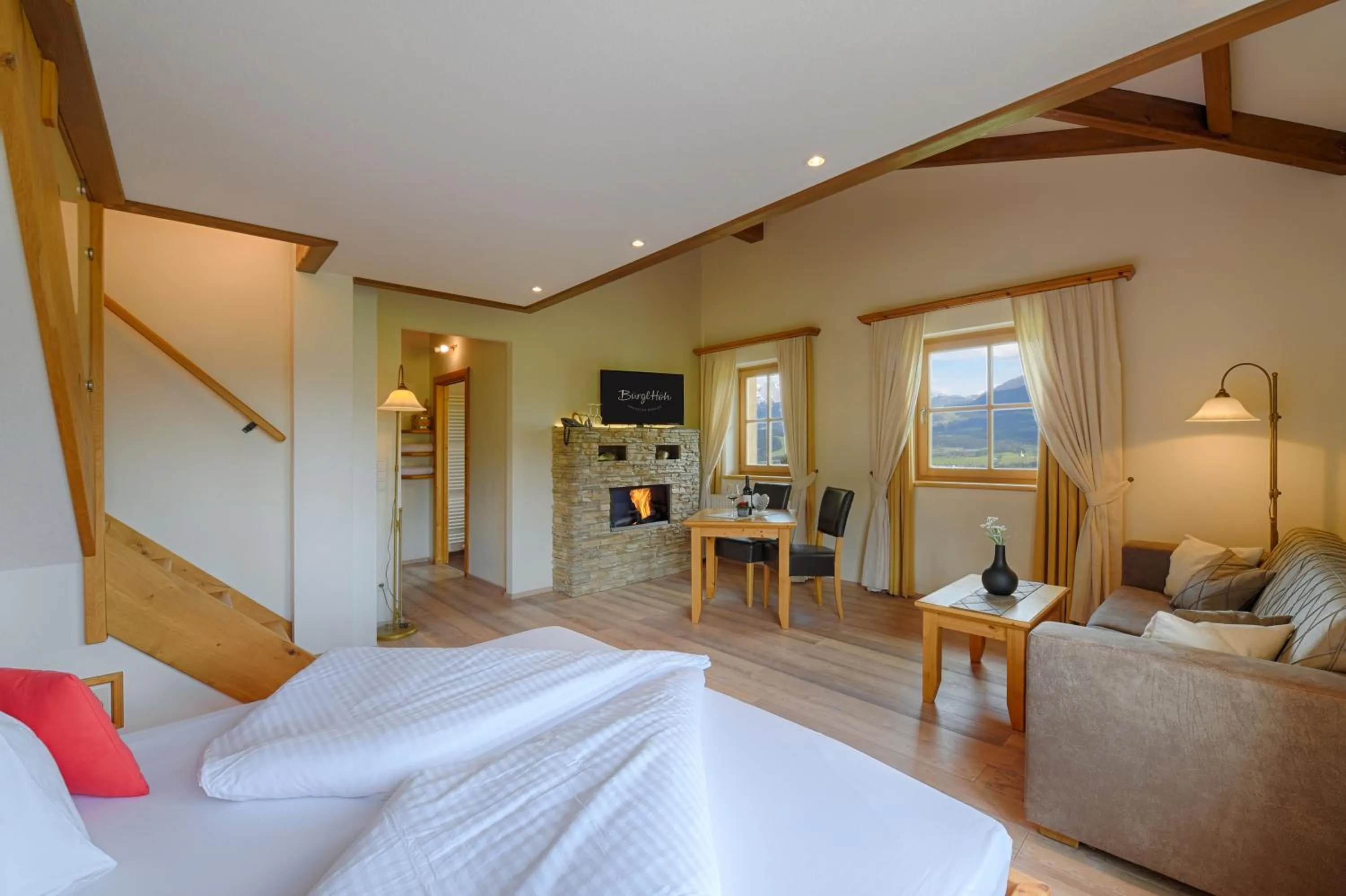 Photo of the whole room, Bed in Hotel und Alpen Apartments - Bürglhöh