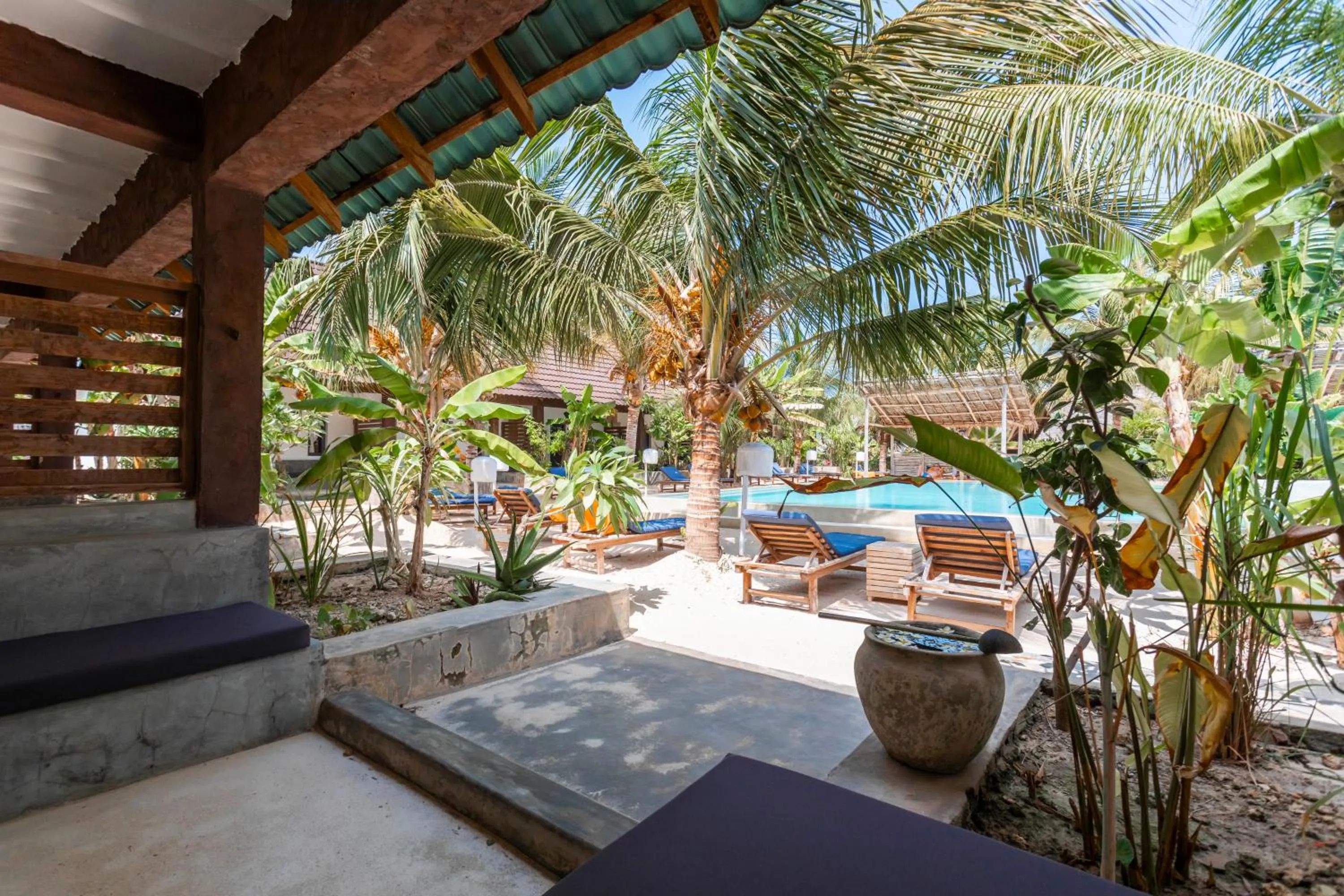 Patio in Fun Beach Hotel