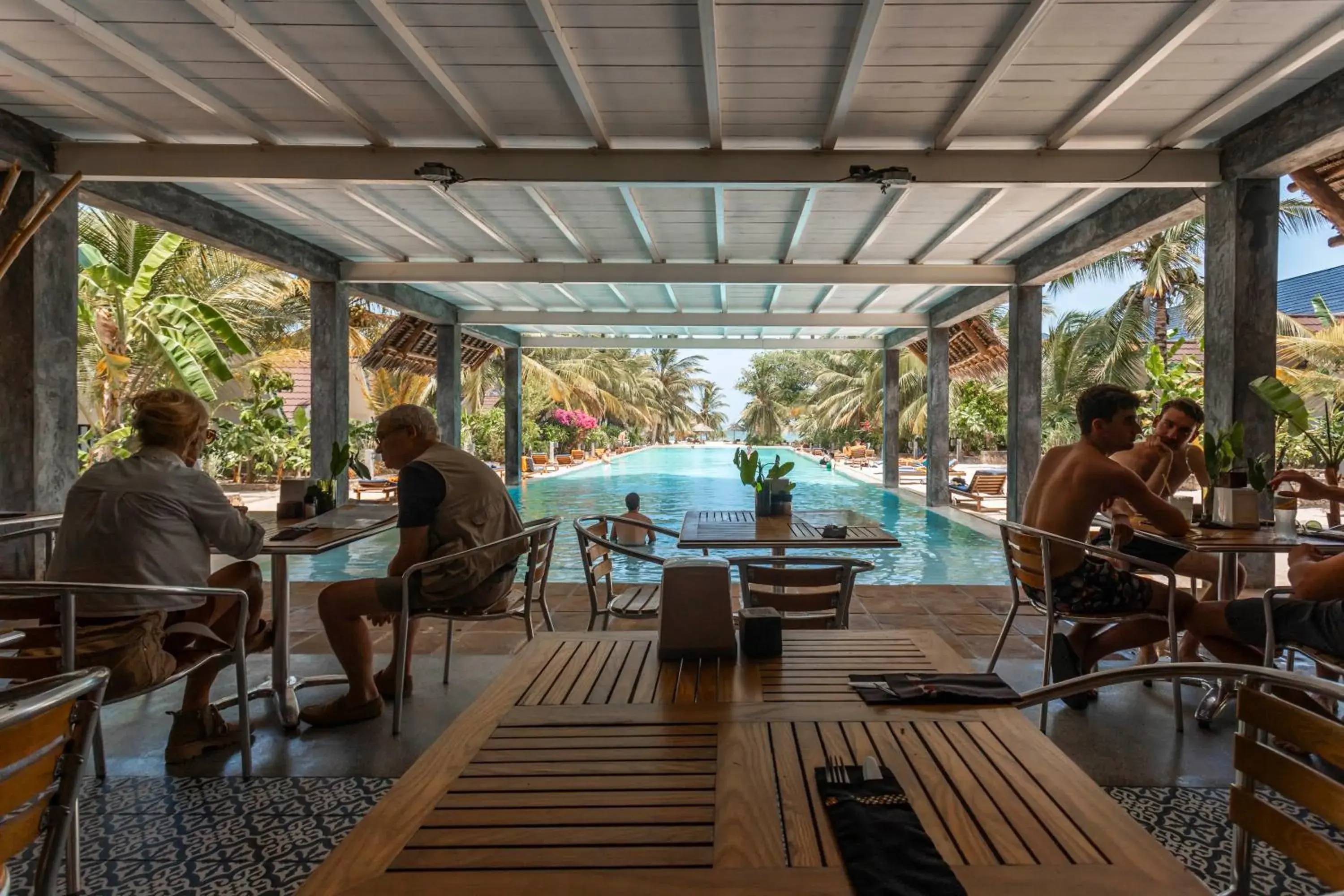 Restaurant/places to eat in Fun Beach Hotel Restaurant/places to eat in Fun Beach Hotel