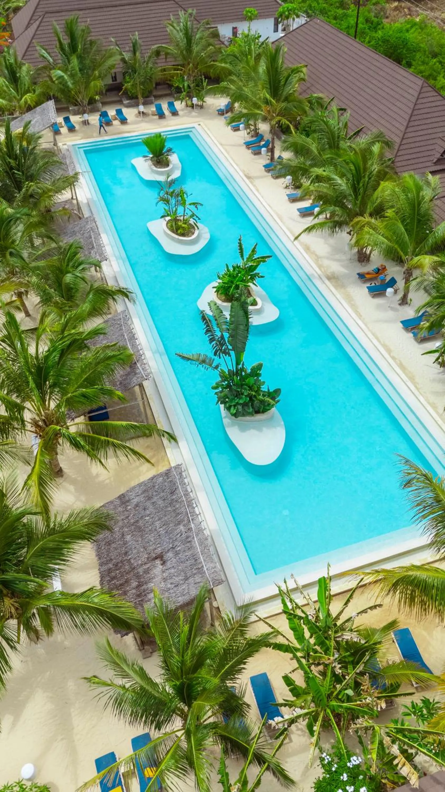 Property building in Fun Beach Hotel