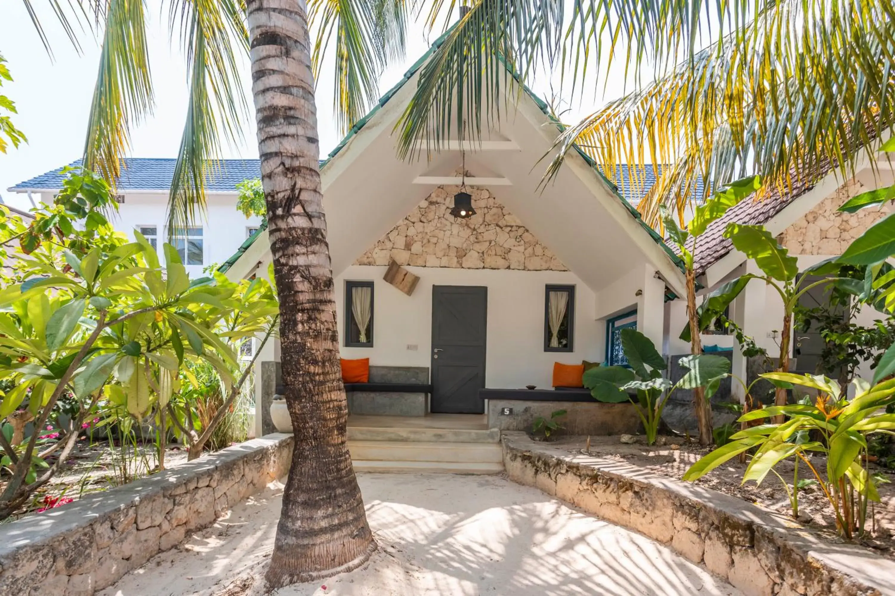 Bungalow with front Pool view - single occupancy in Fun Beach Hotel Bungalow with front Pool view - single occupancy in Fun Beach Hotel