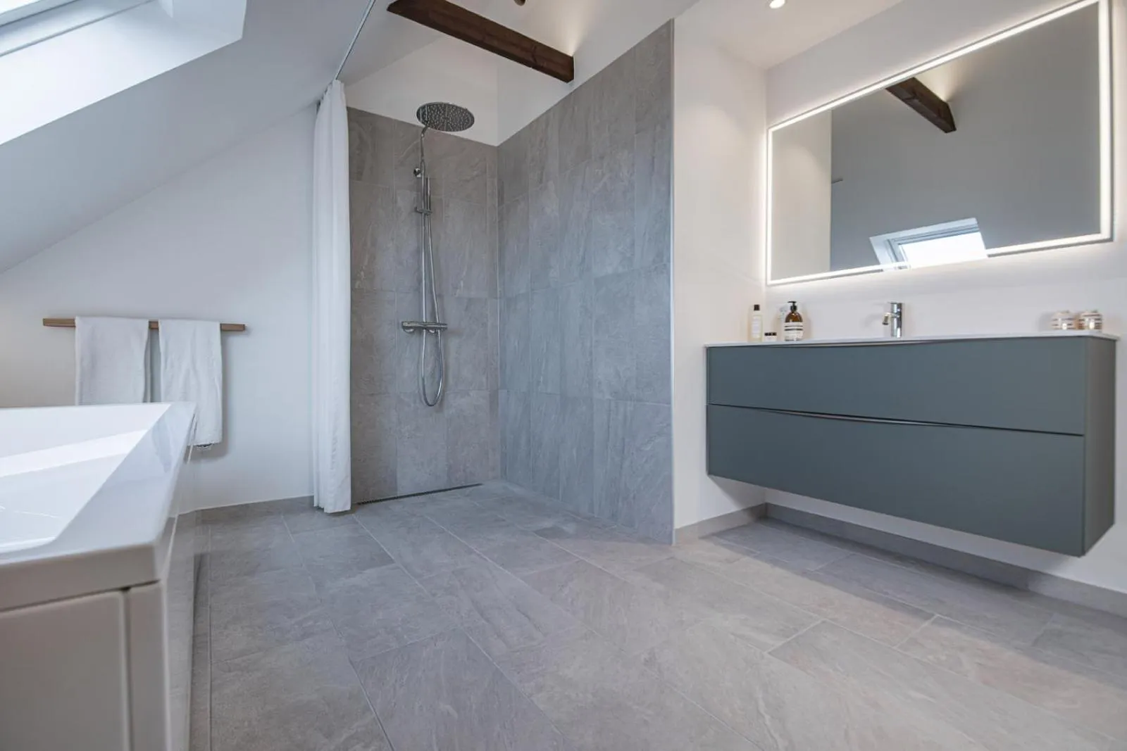 Bathroom in Hotel Højgaarden