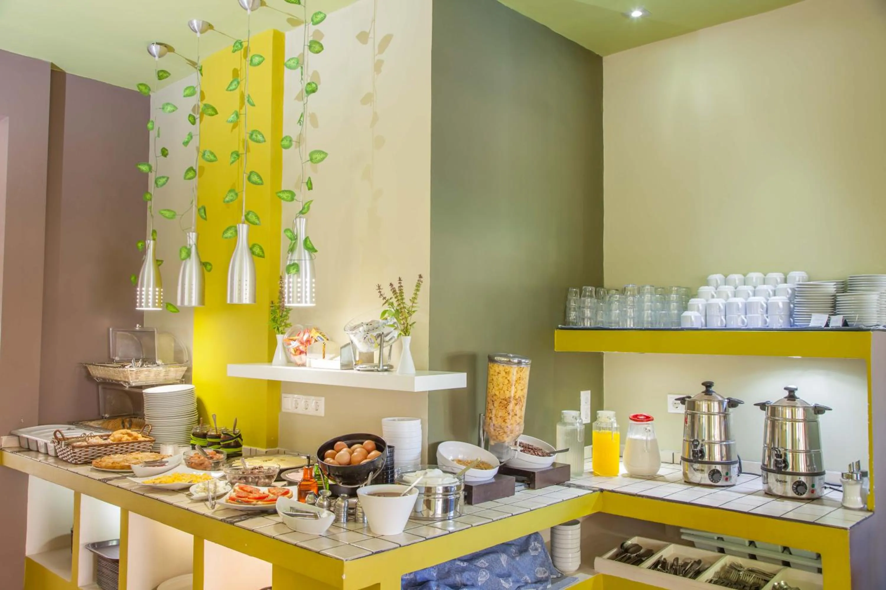 Food and drinks in G George