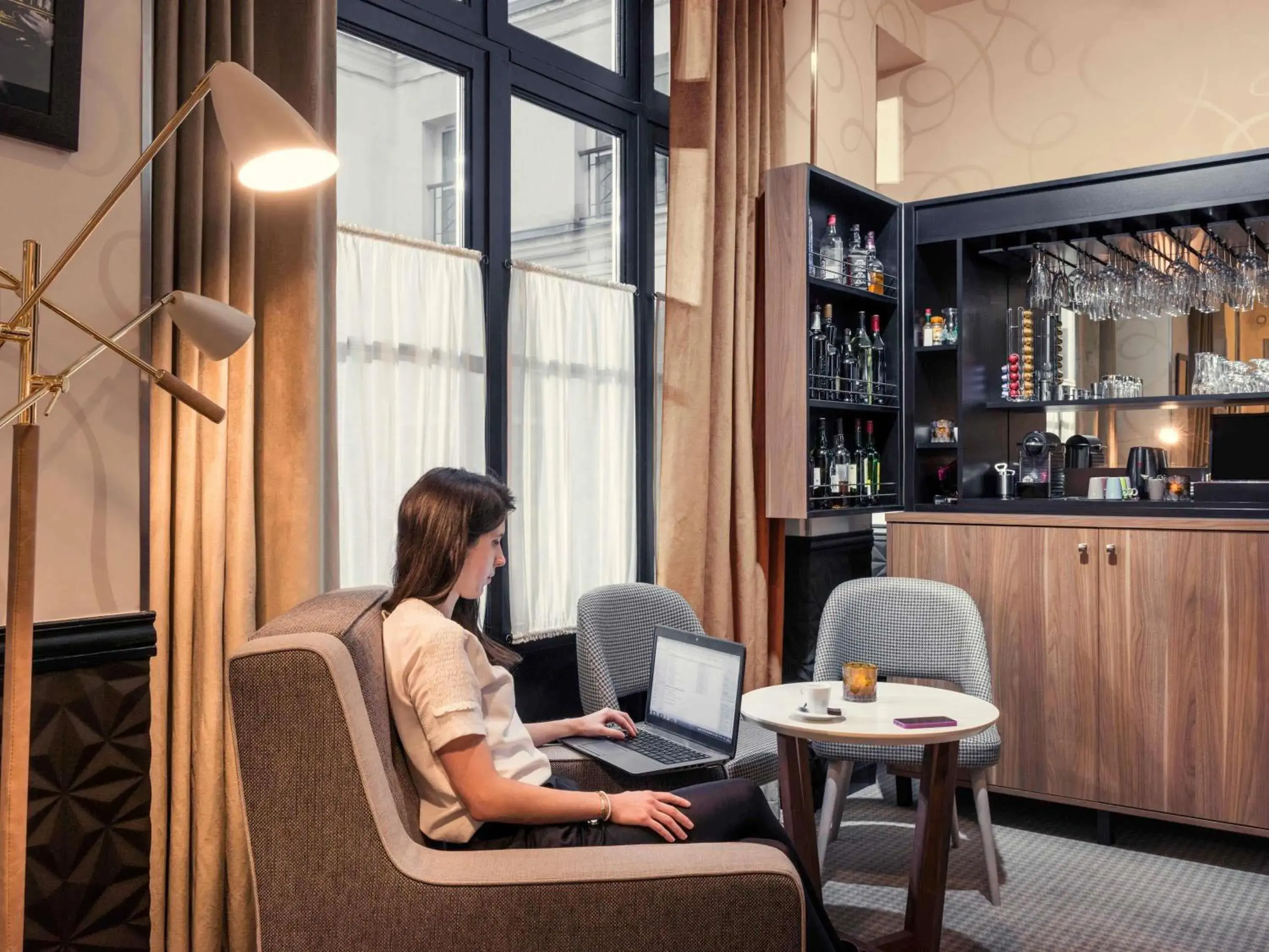 Lounge or bar in Mercure Paris Opera Grands Boulevards Lounge or bar in Mercure Paris Opera Grands Boulevards