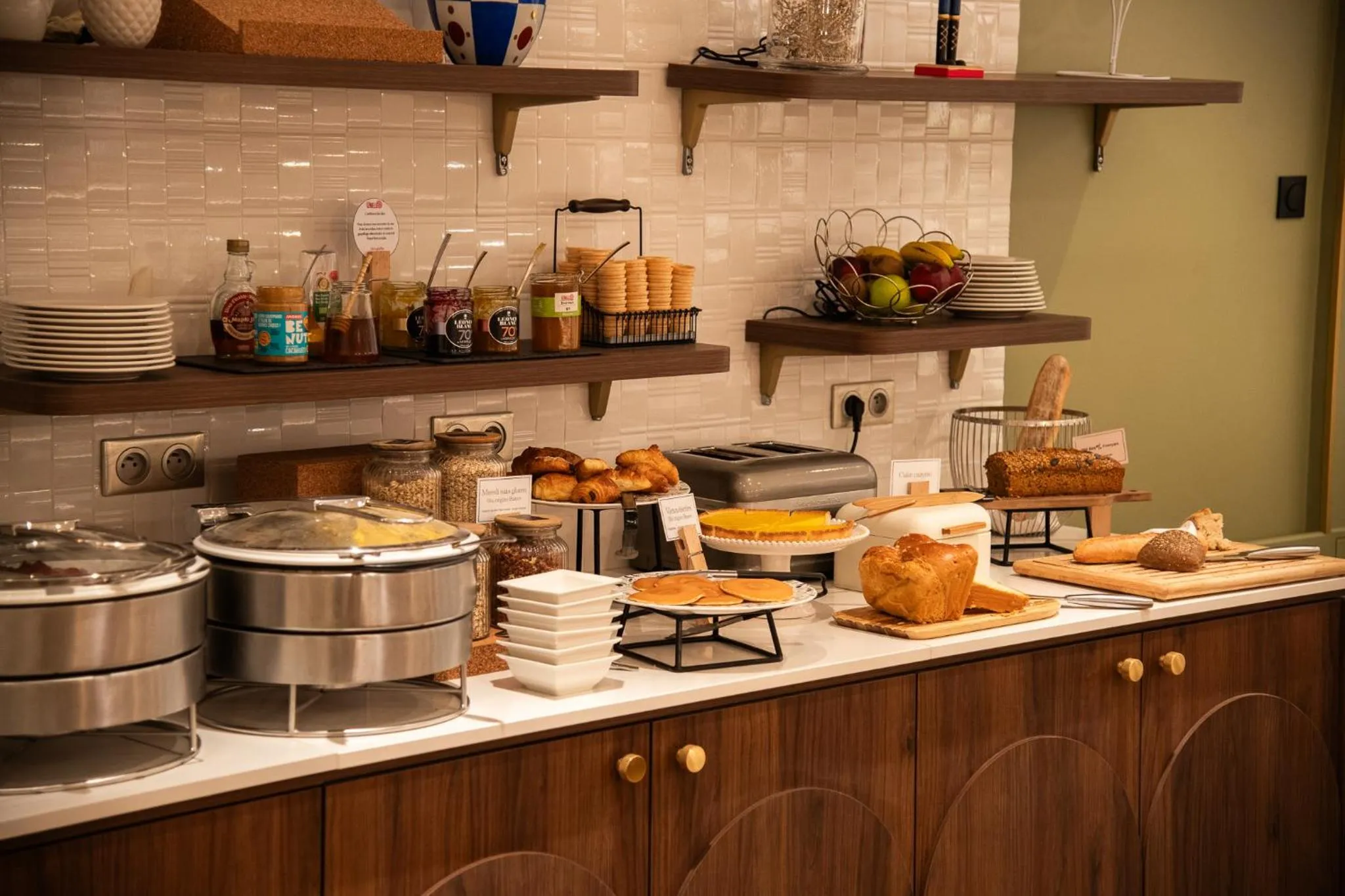 Breakfast in Mercure Paris Opera Grands Boulevards