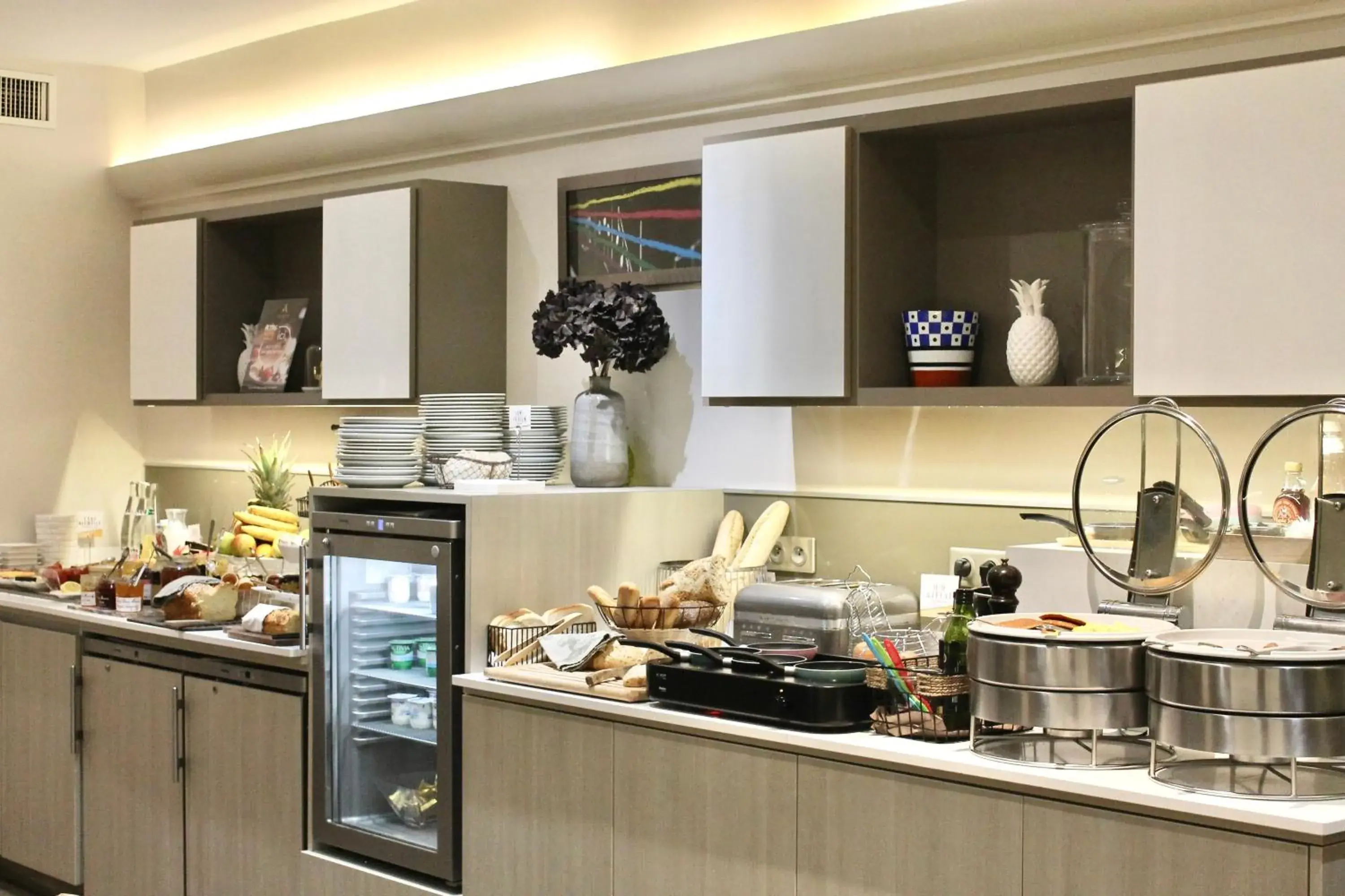 Breakfast in Mercure Paris Opera Grands Boulevards Breakfast in Mercure Paris Opera Grands Boulevards