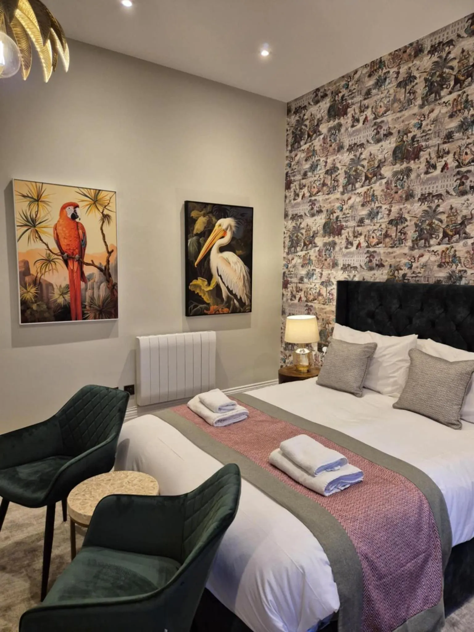 Bedroom, Bed in The Resolution Hotel