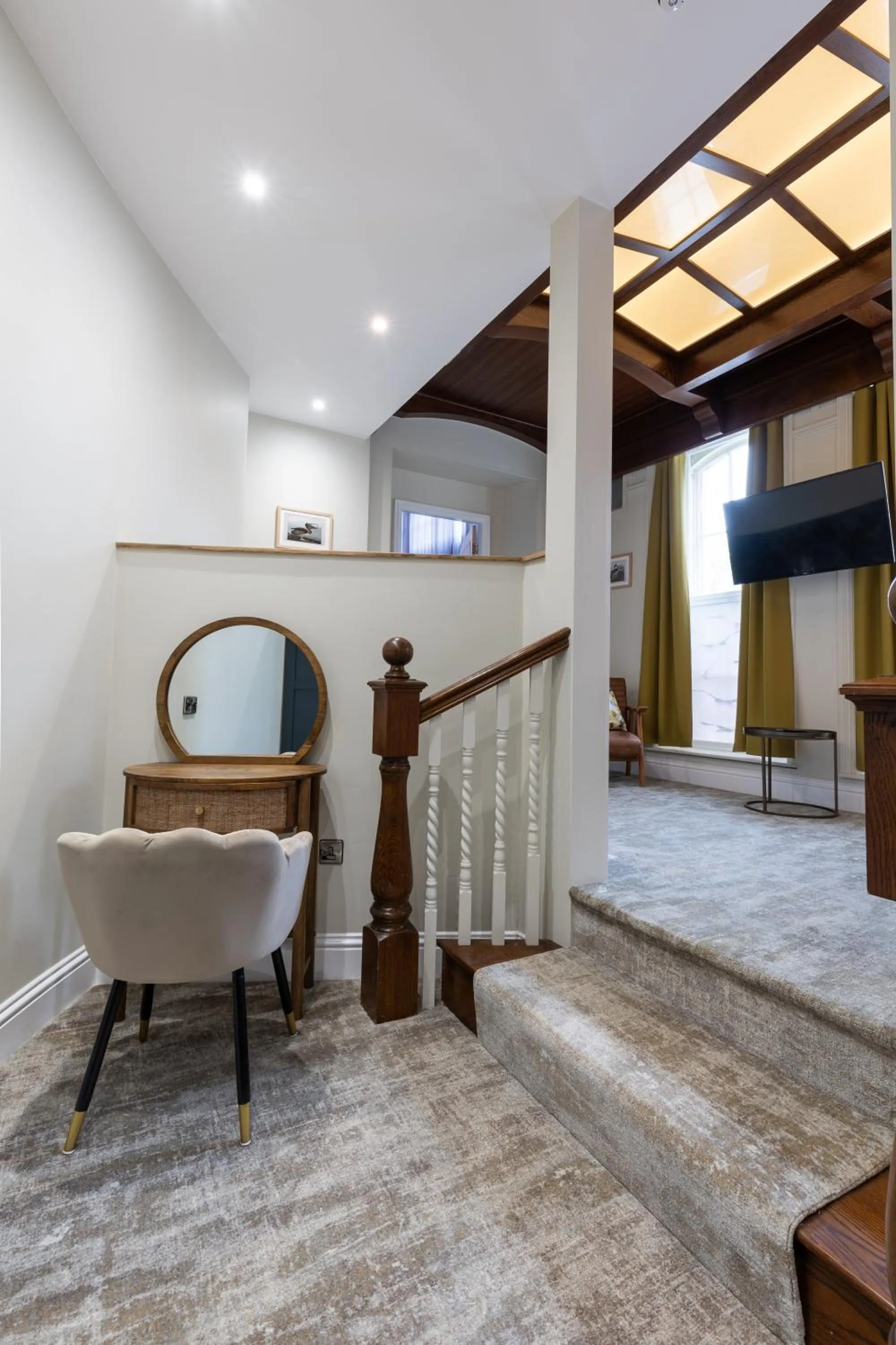 Bedroom, Bed in The Resolution Hotel