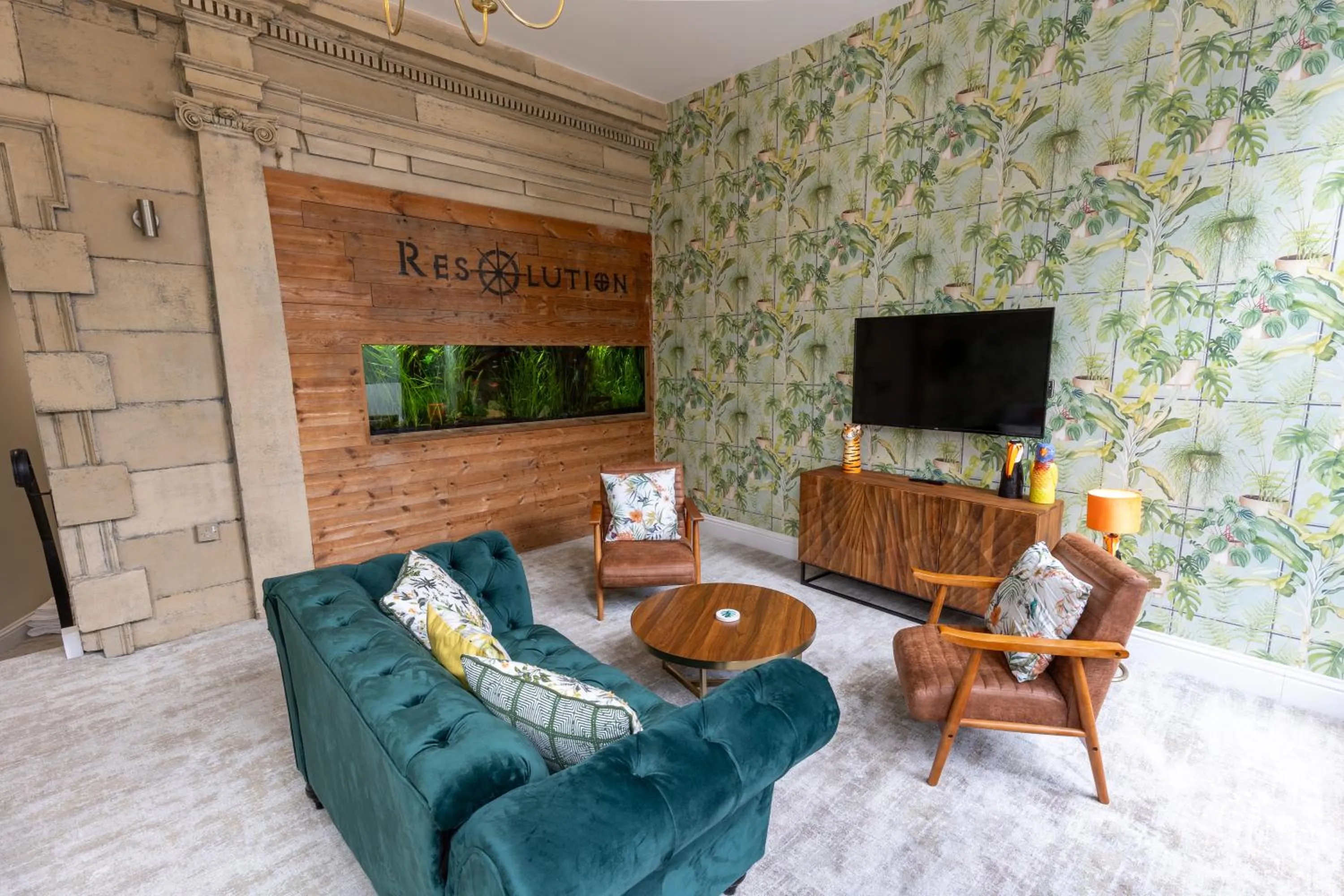 Living room in The Resolution Hotel