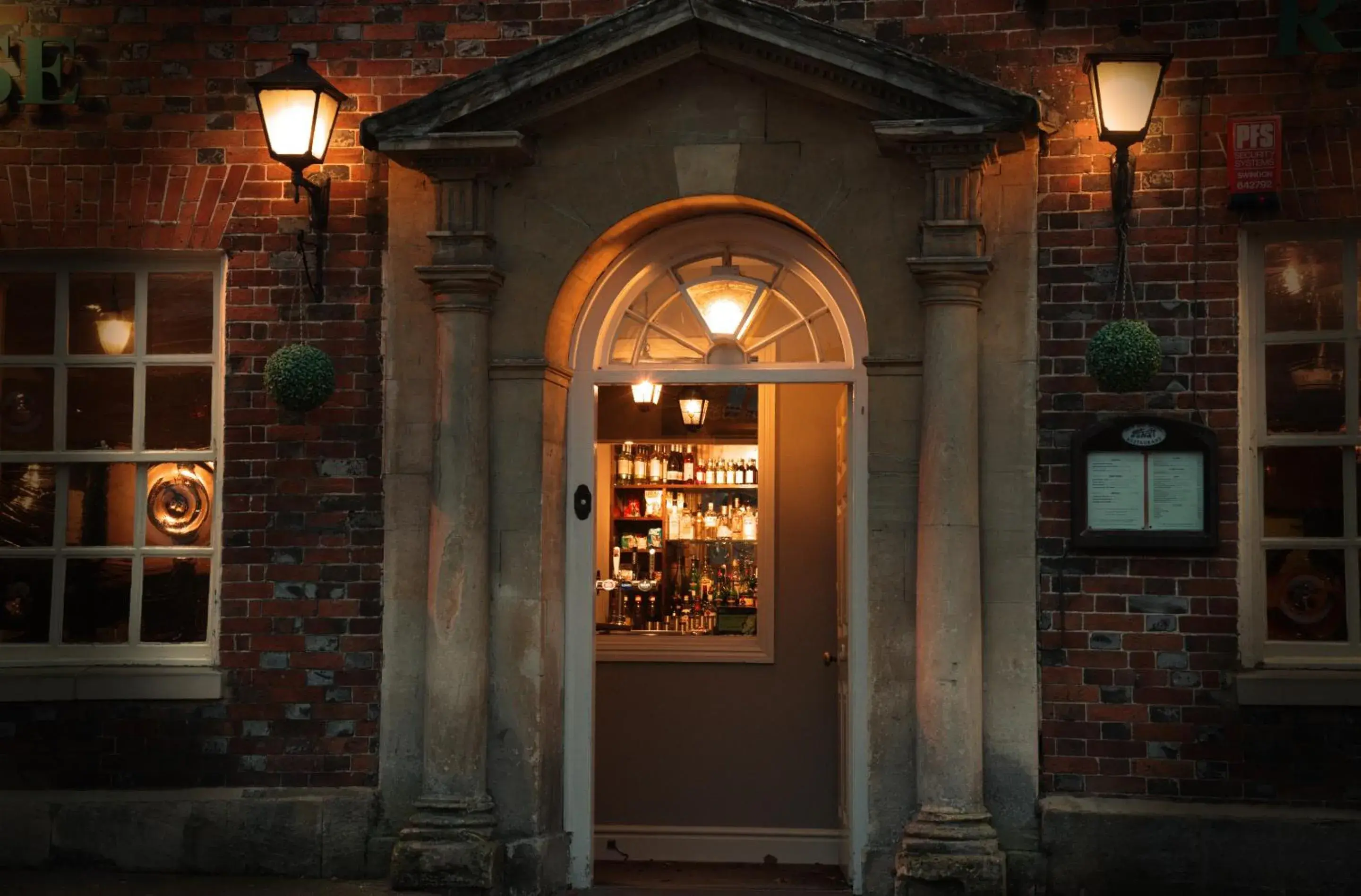 Deluxe Double Room in New Inn Hotel Deluxe Double Room in New Inn Hotel