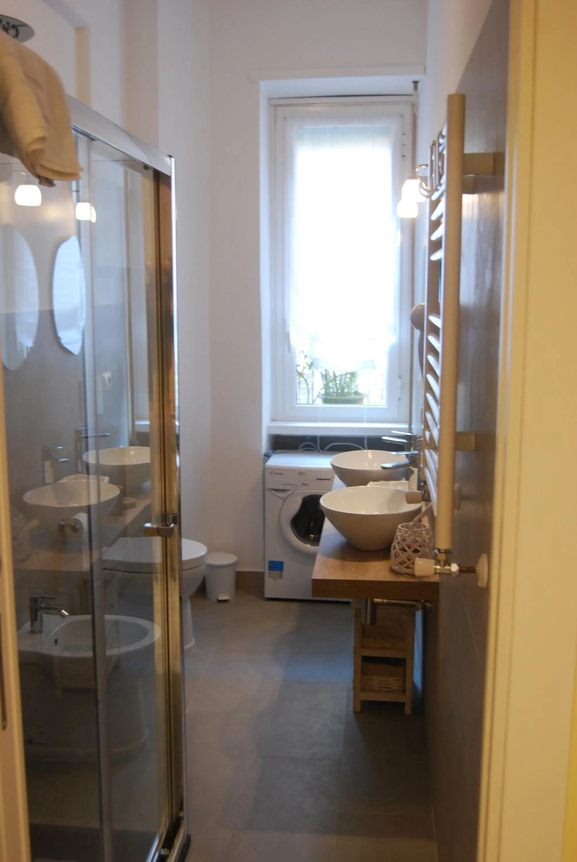 Bathroom in Jubilee 3 Luxury apartment in Rome Vatican