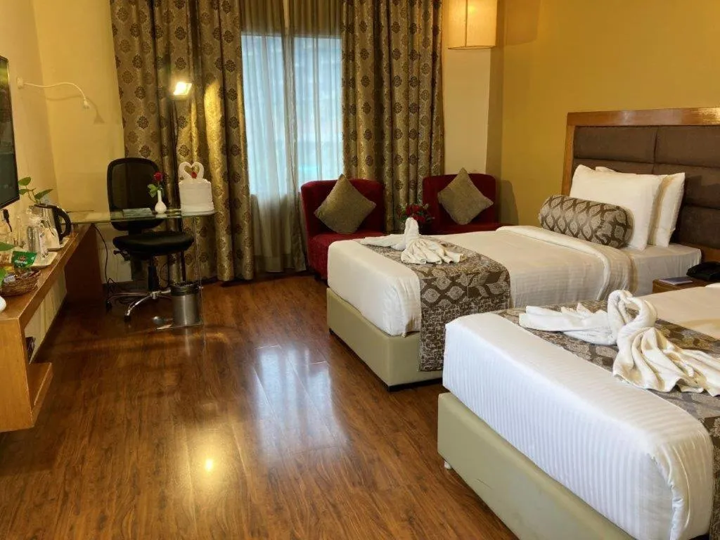 TV and multimedia, Bed in Hotel Ramanashree Richmond