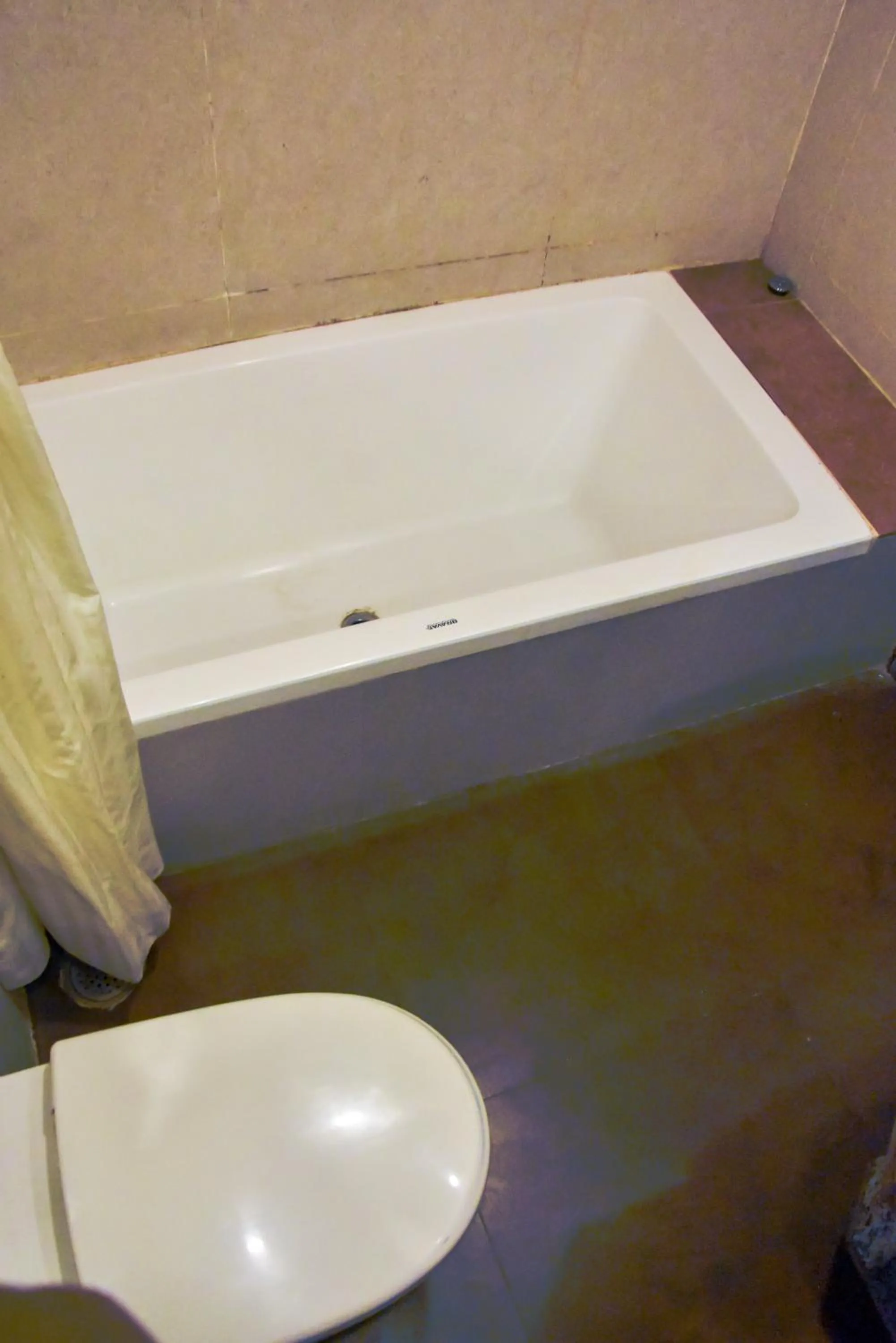 Bath in Hotel Ramanashree Richmond